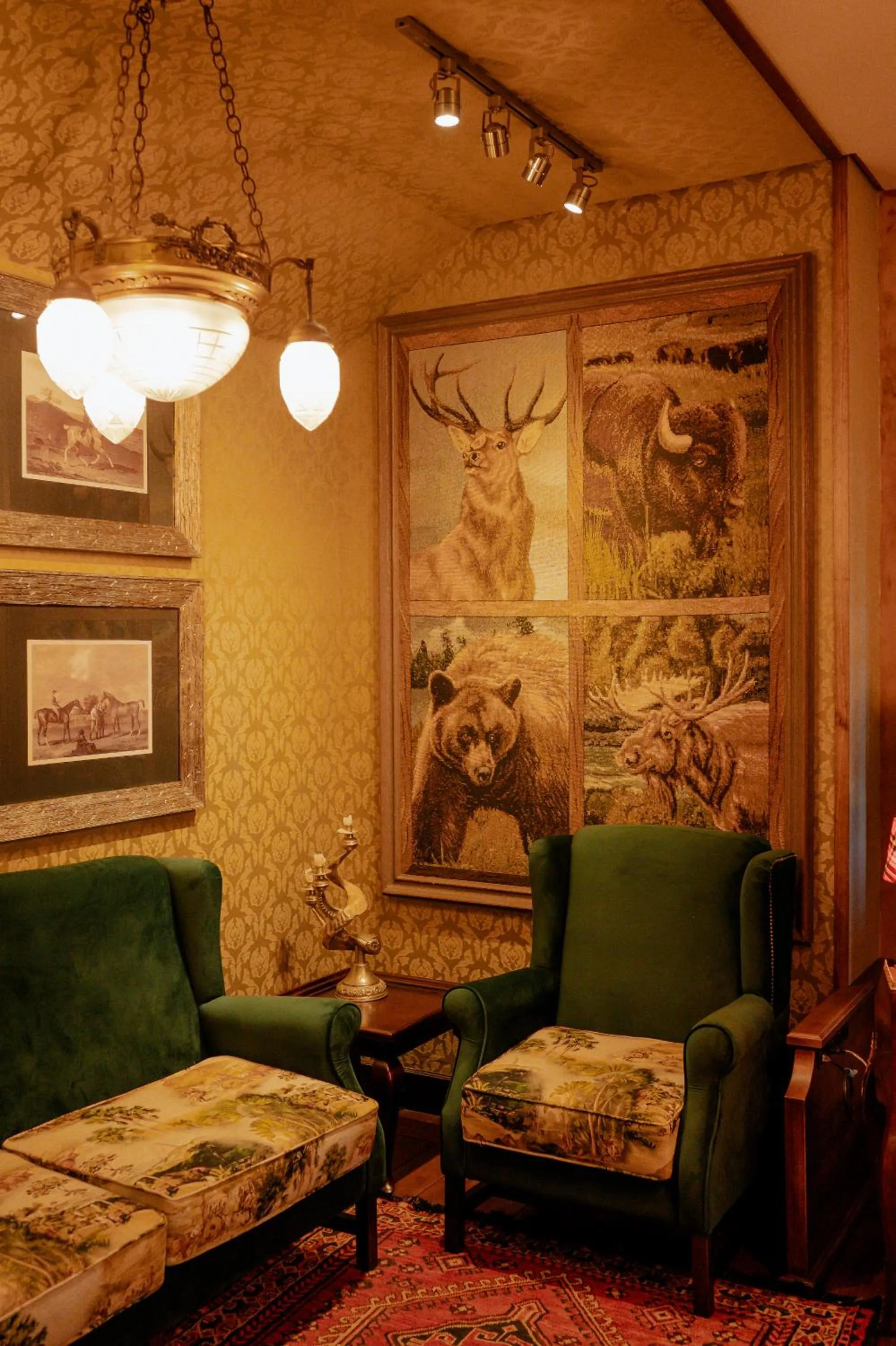 Restaurant/places to eat in Casa da Montanha