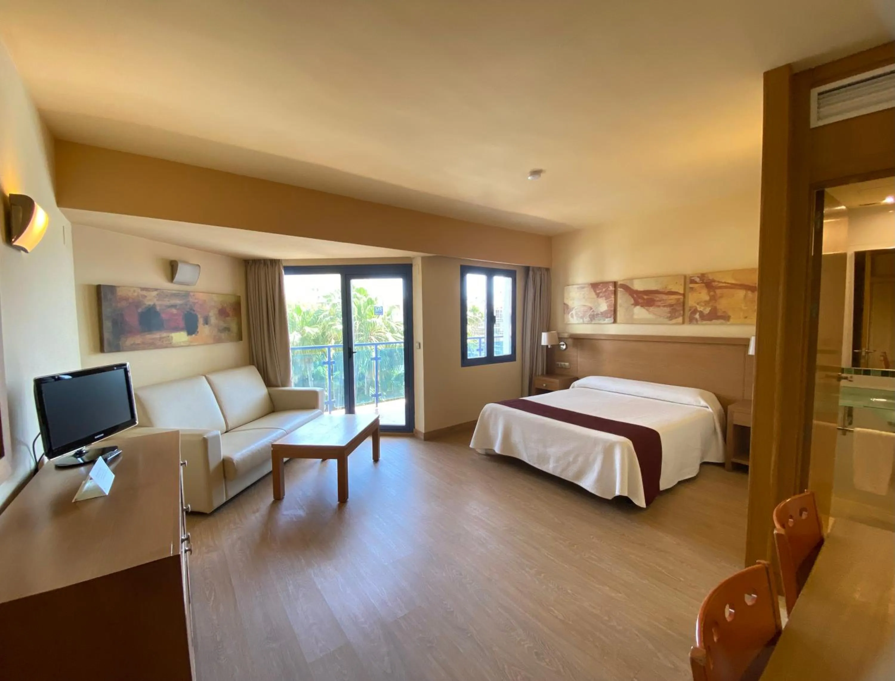 Bed in Apartamentos MS Puerto Marina, antes MS Pepita