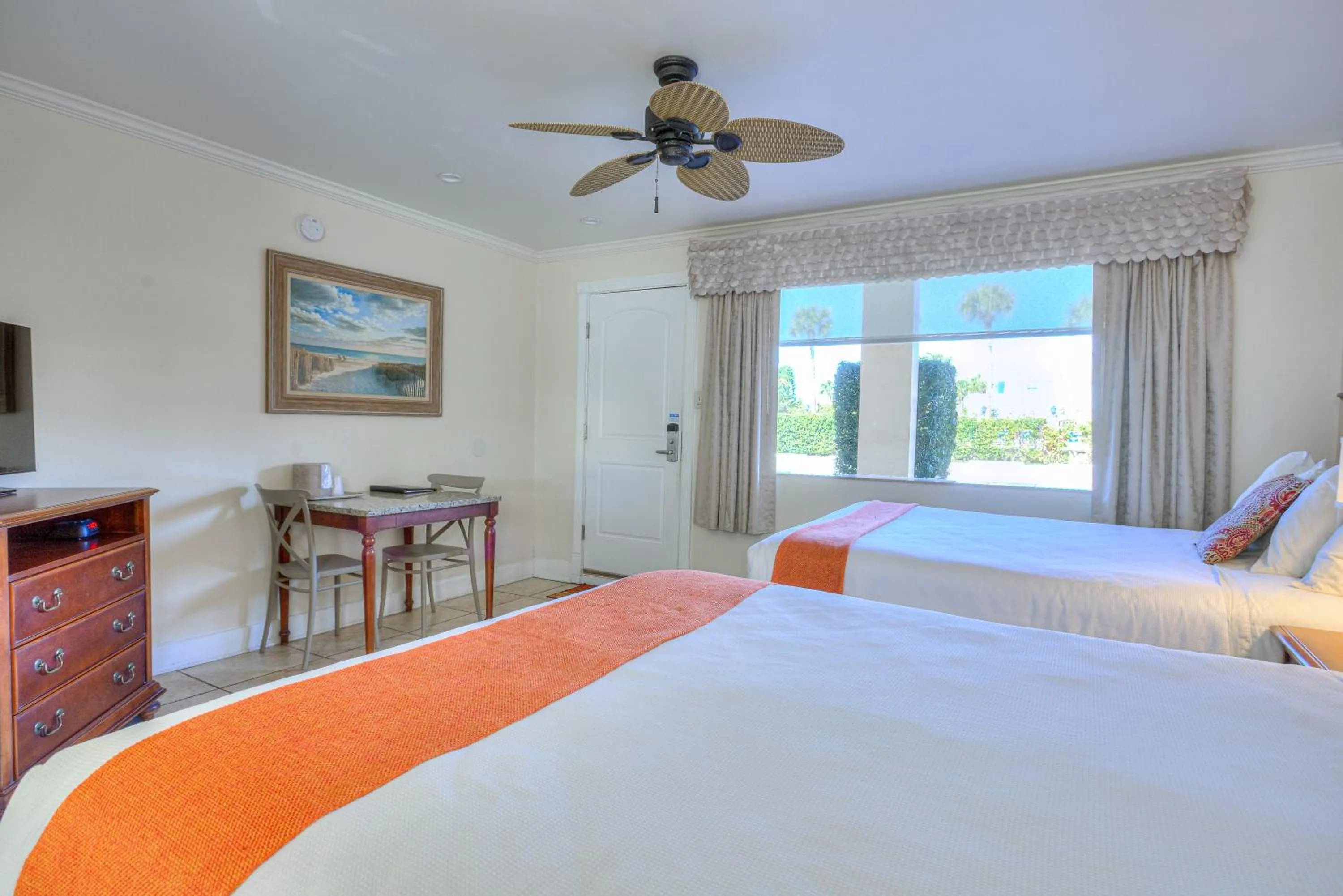 Bed in La Fiesta Ocean Inn & Suites