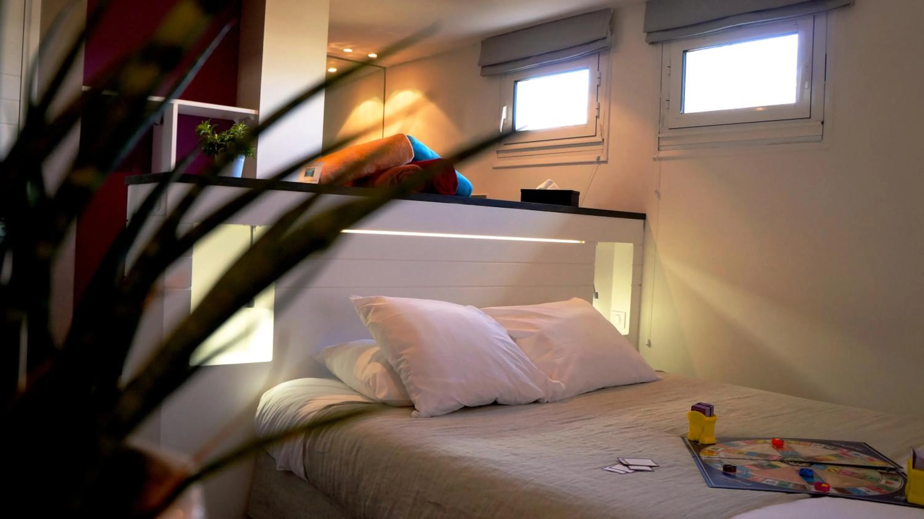 Bed in Hotel-Restaurant Lann Roz / Côte Cuisine