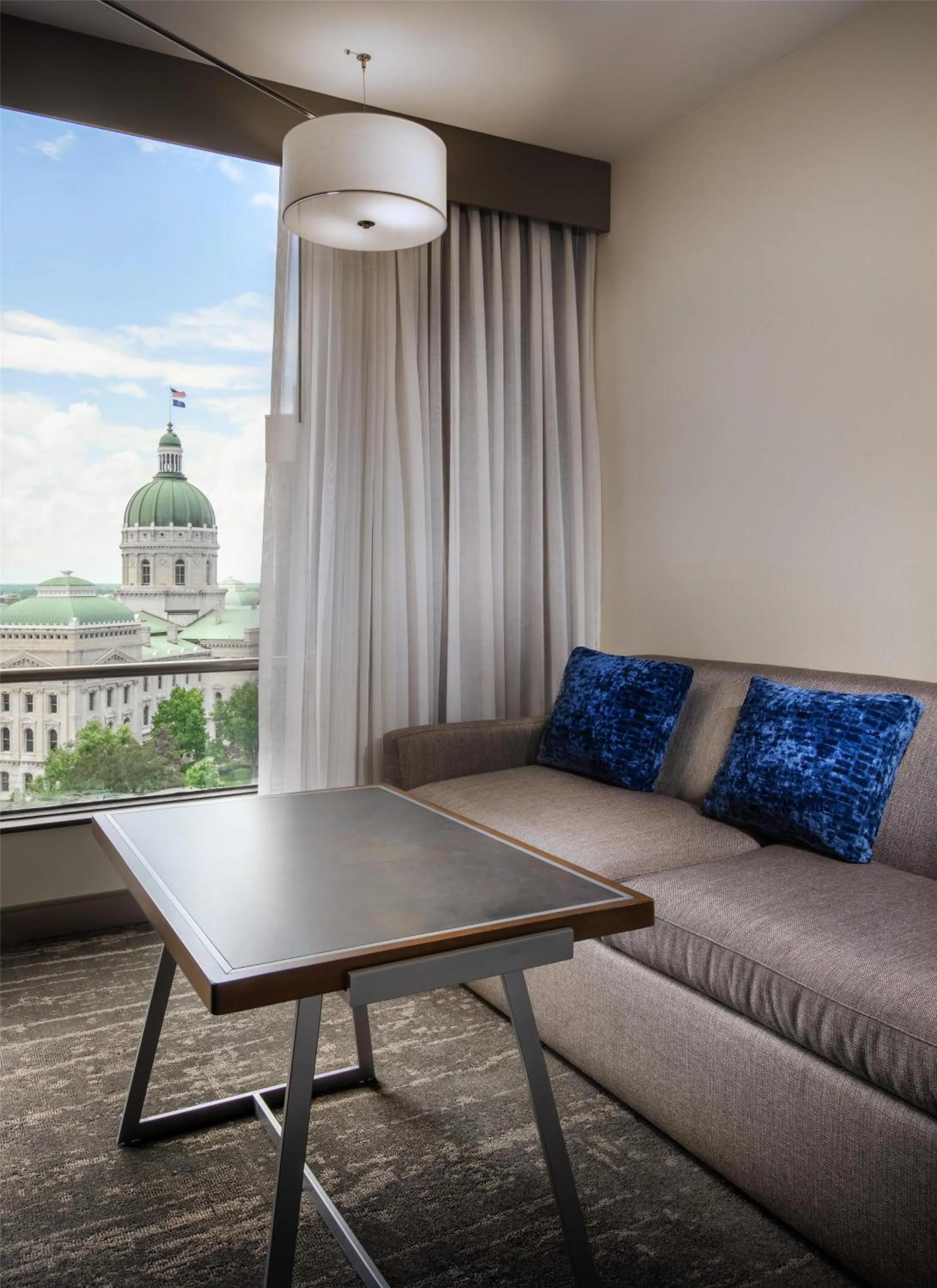Bedroom in Hyatt Regency Indianapolis