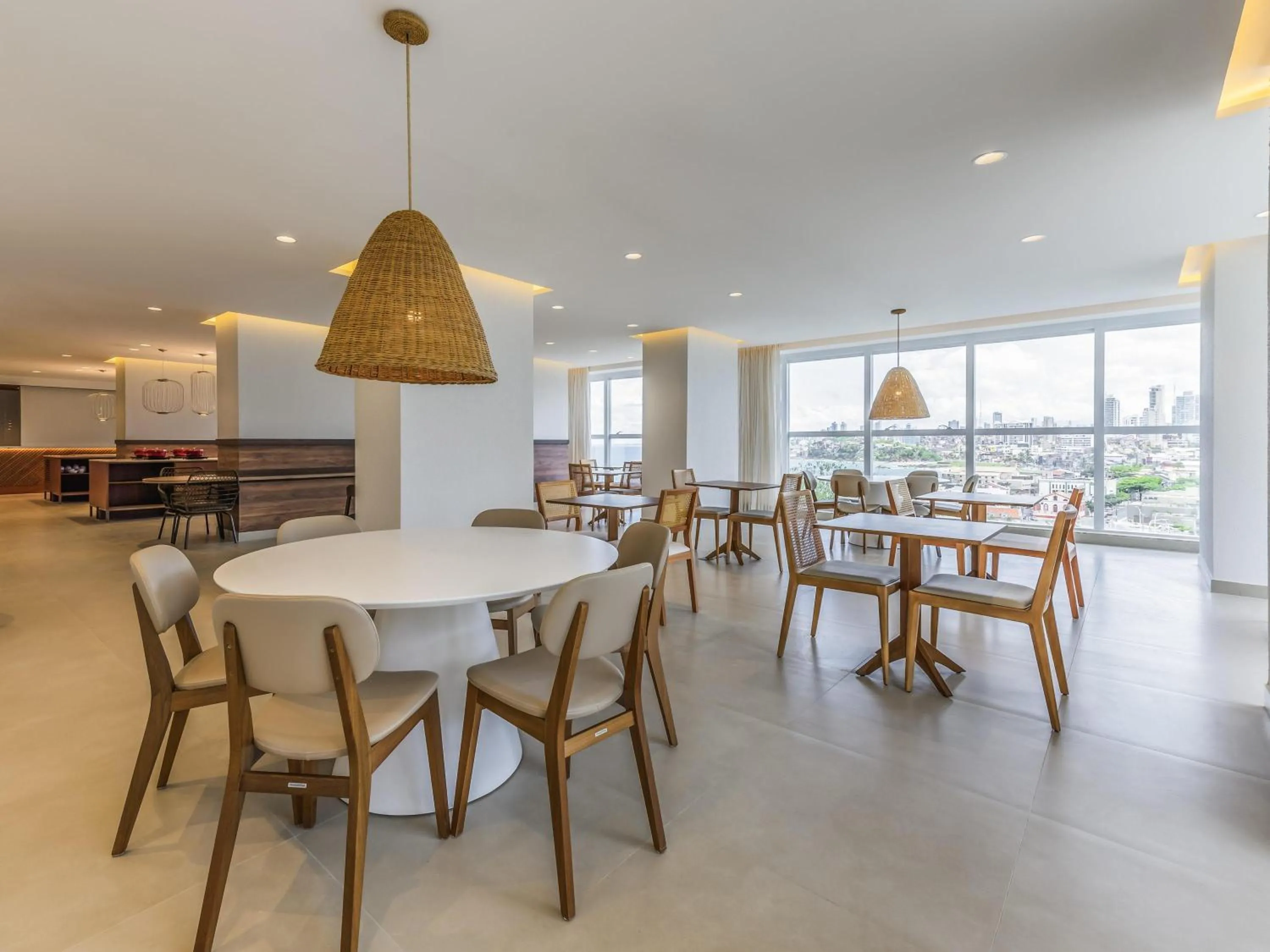 Restaurant/places to eat in Novotel Salvador Rio Vermelho