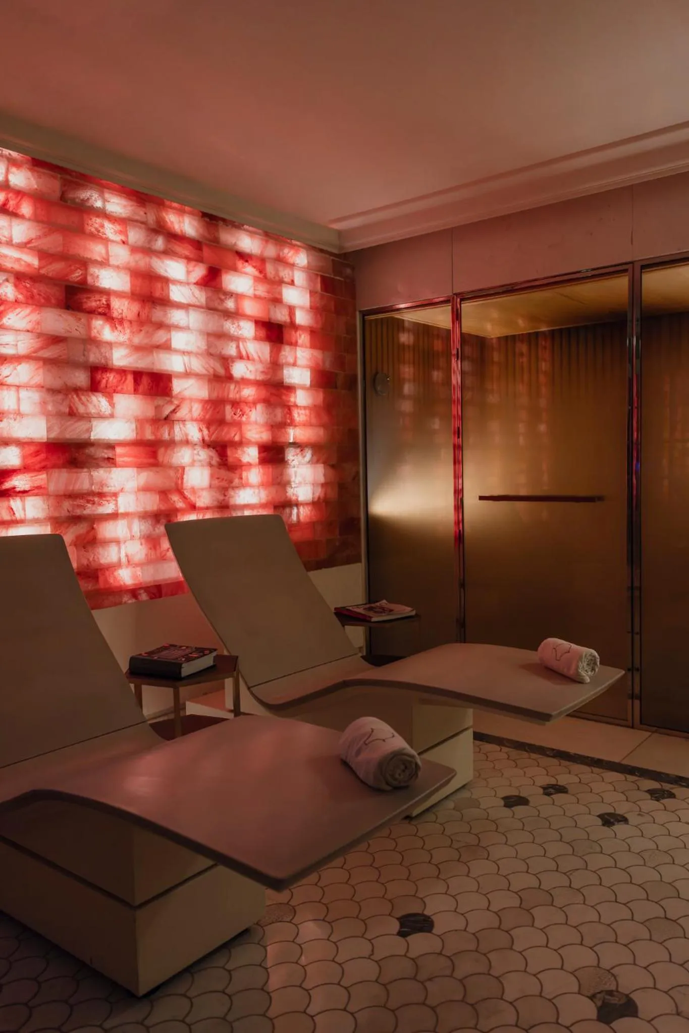 Sauna in Hotel de Crillon