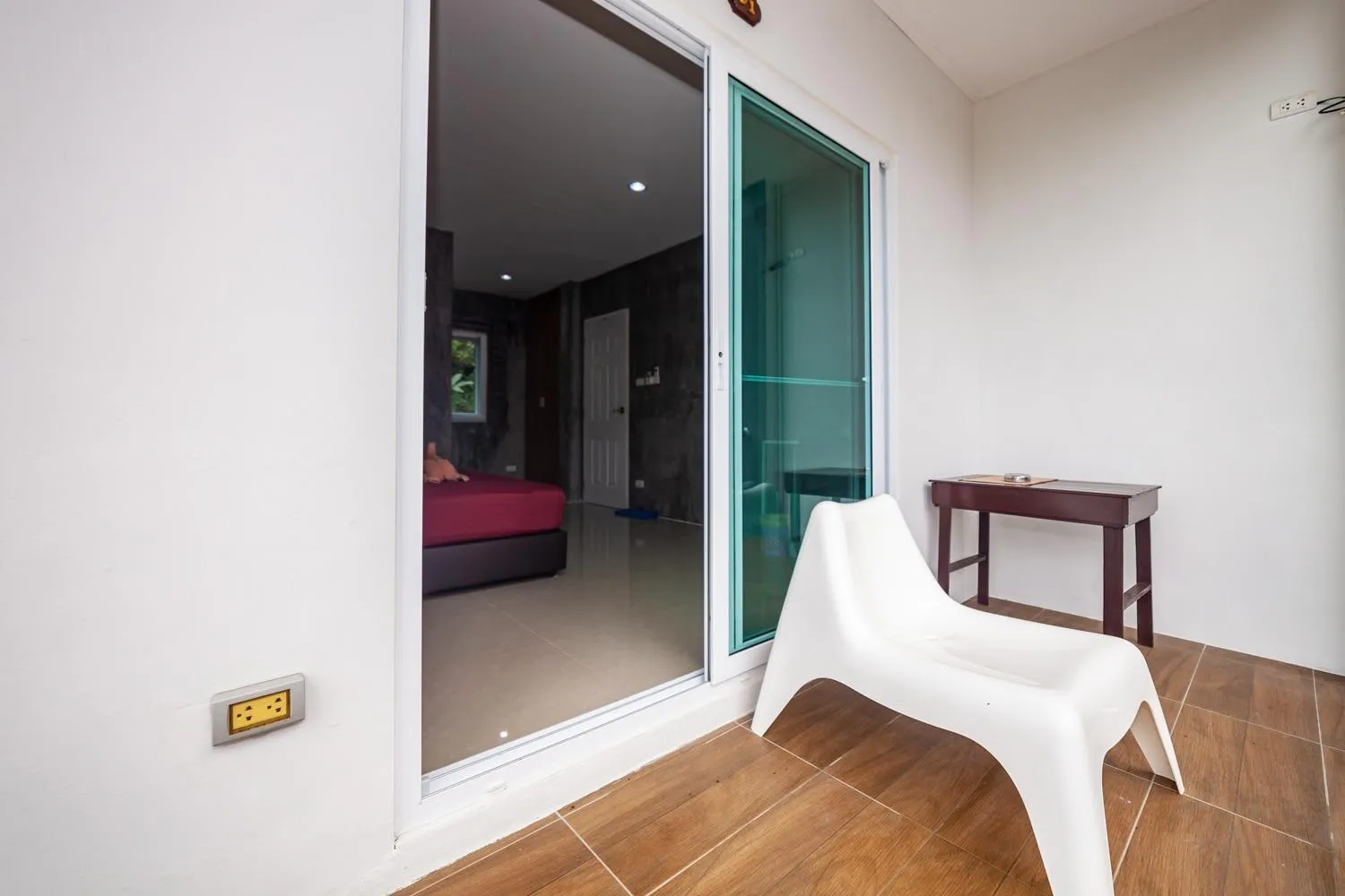 Balcony/Terrace in Maenam Villa Hotel