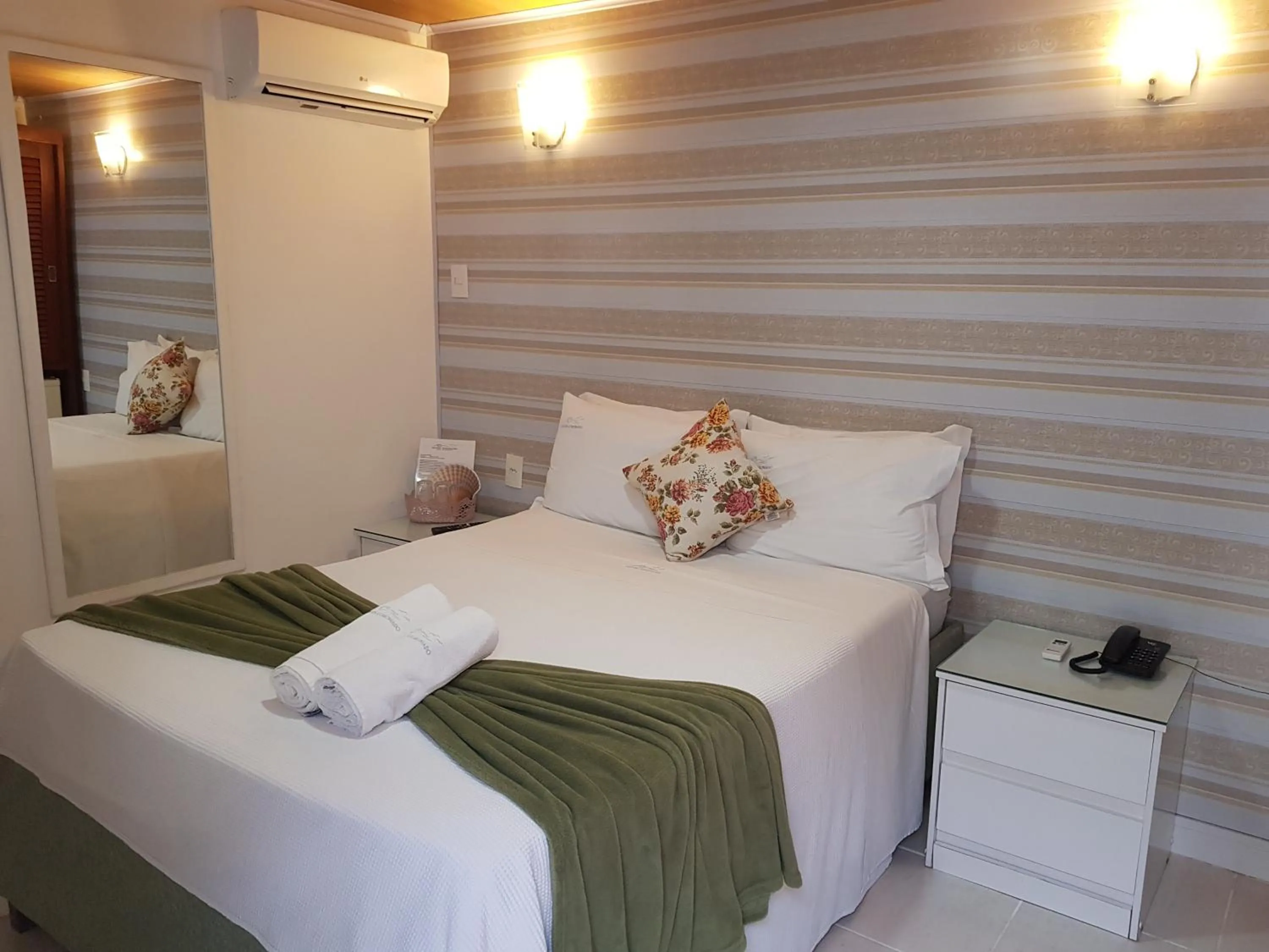 Bed in Coronado Beach Hotel