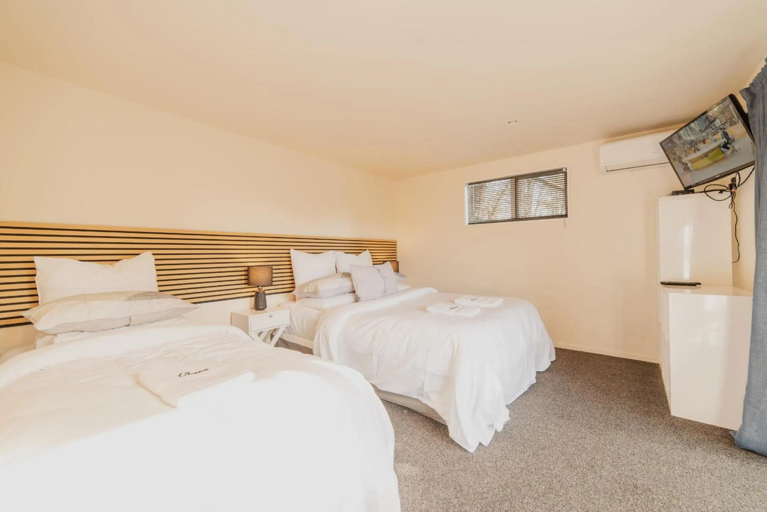 Bed in Lake Tekapo Cottages