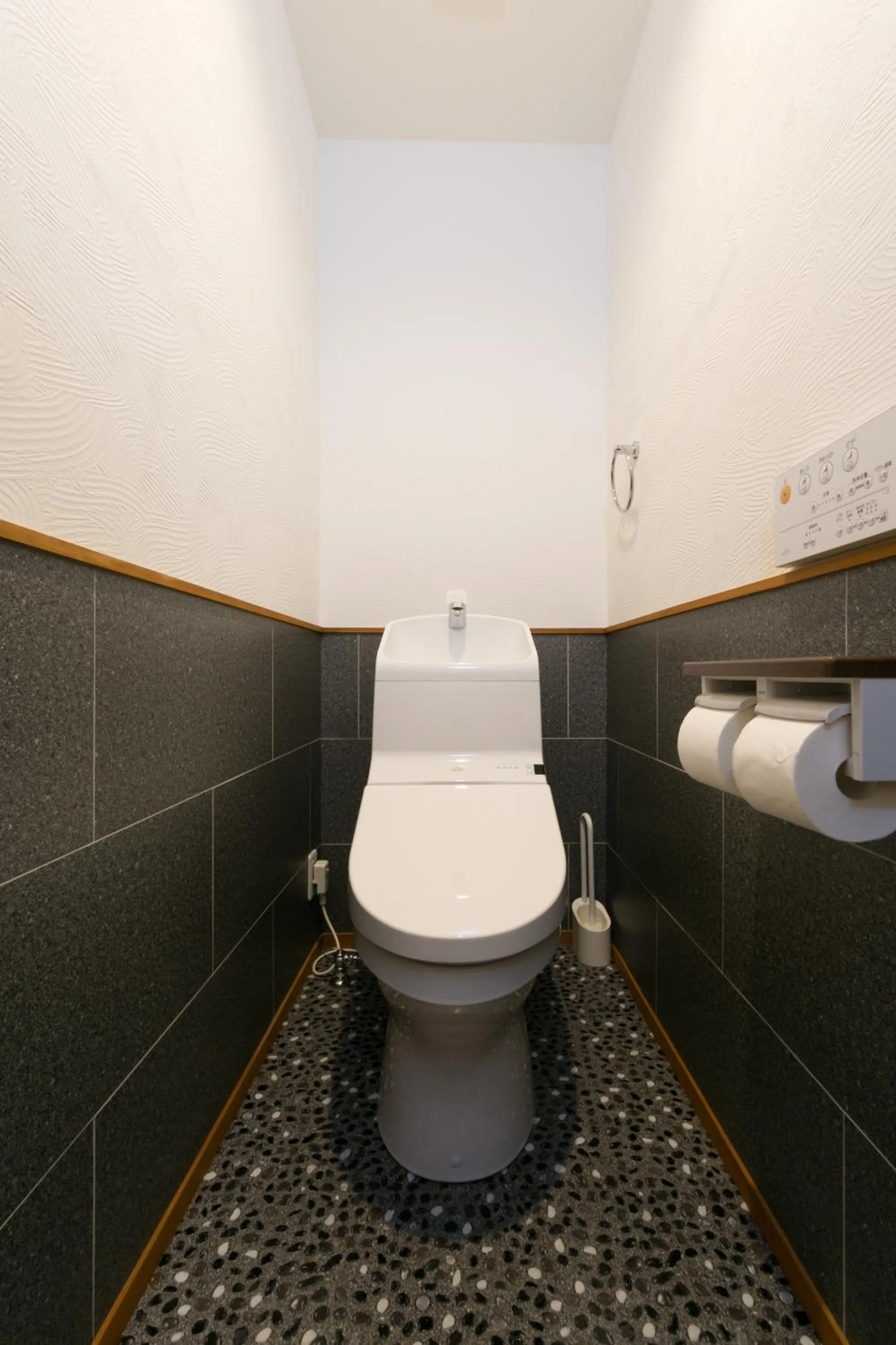 Toilet in Kyotoya Tsukinoyu Kukai