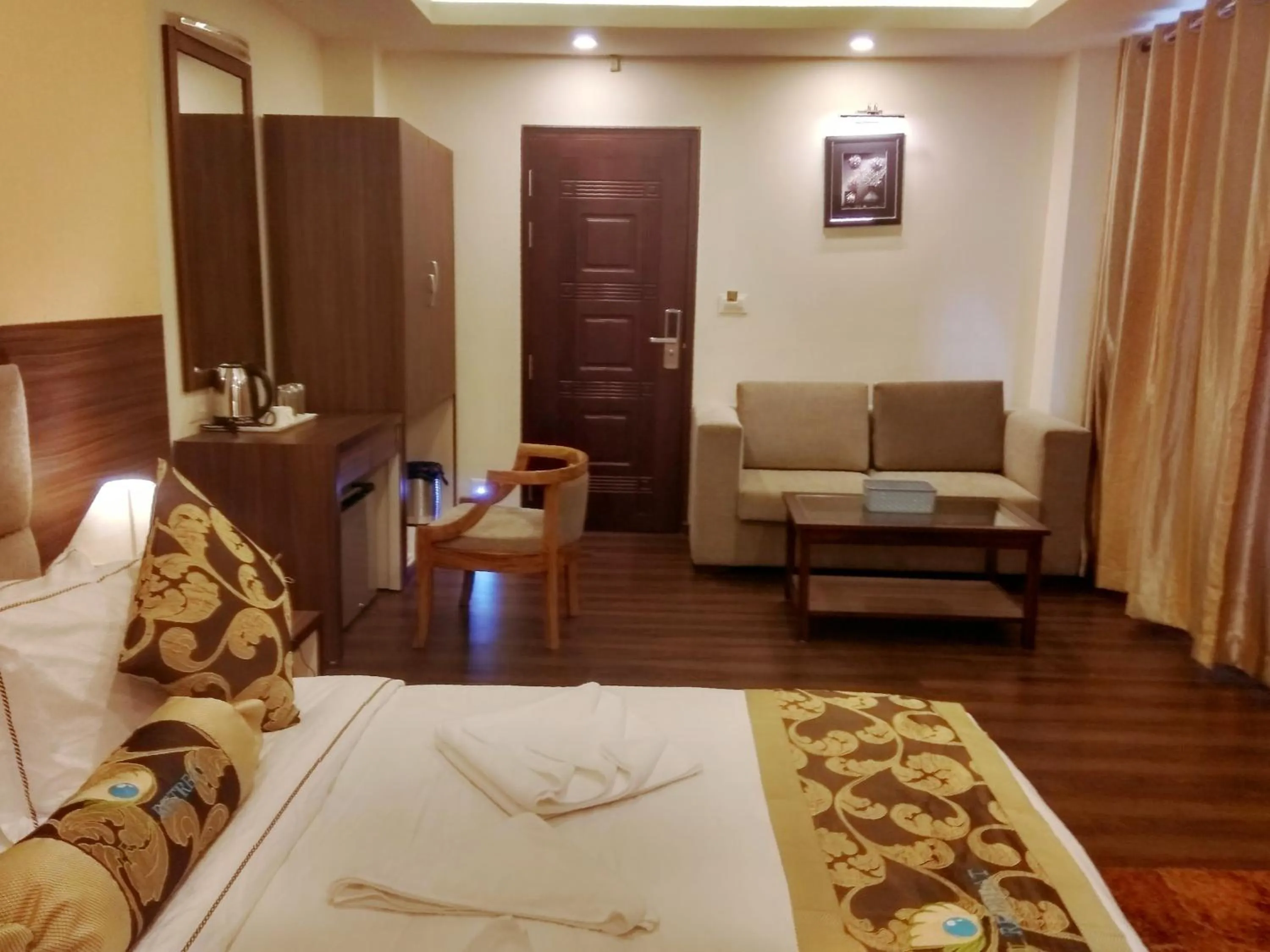 Bed in Pearl Retreat