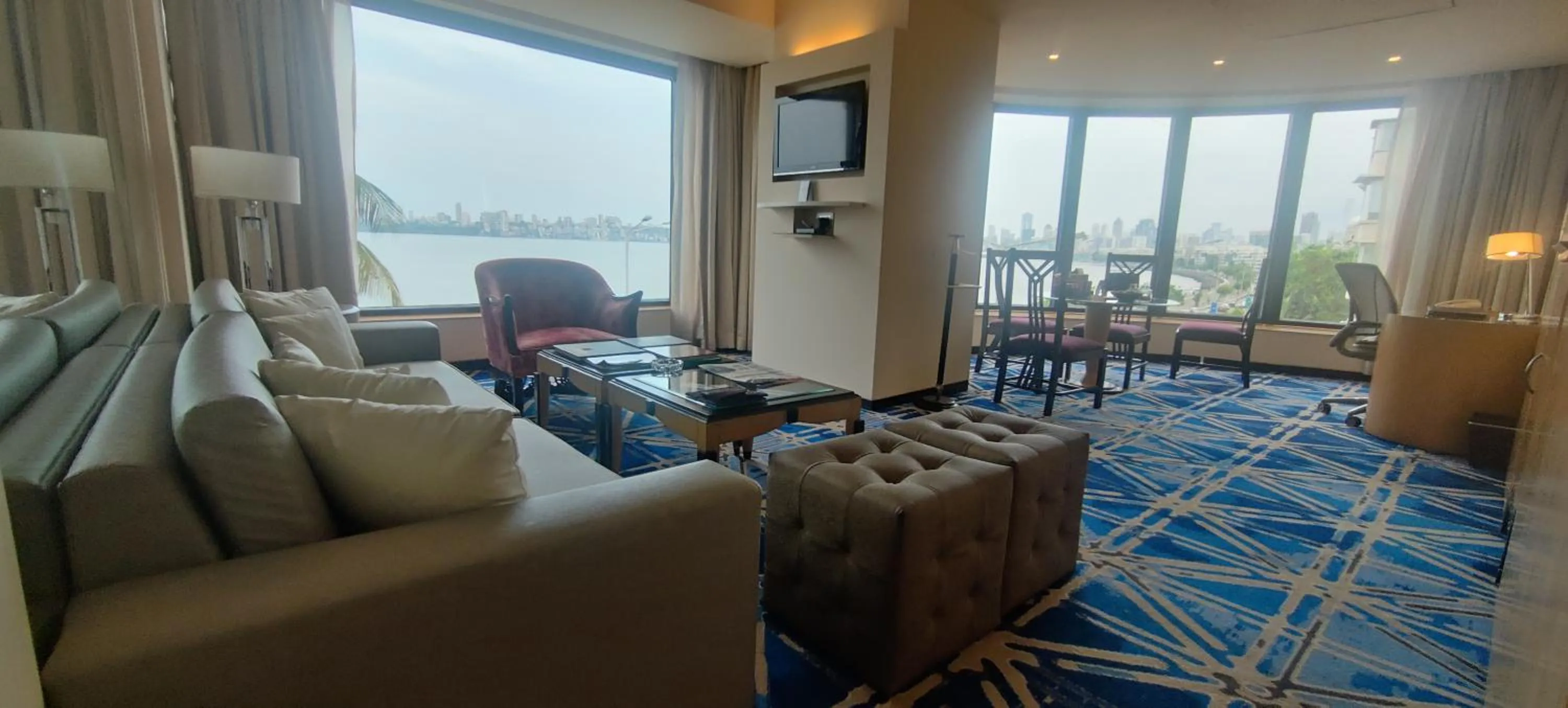 Living room in Hotel Marine Plaza