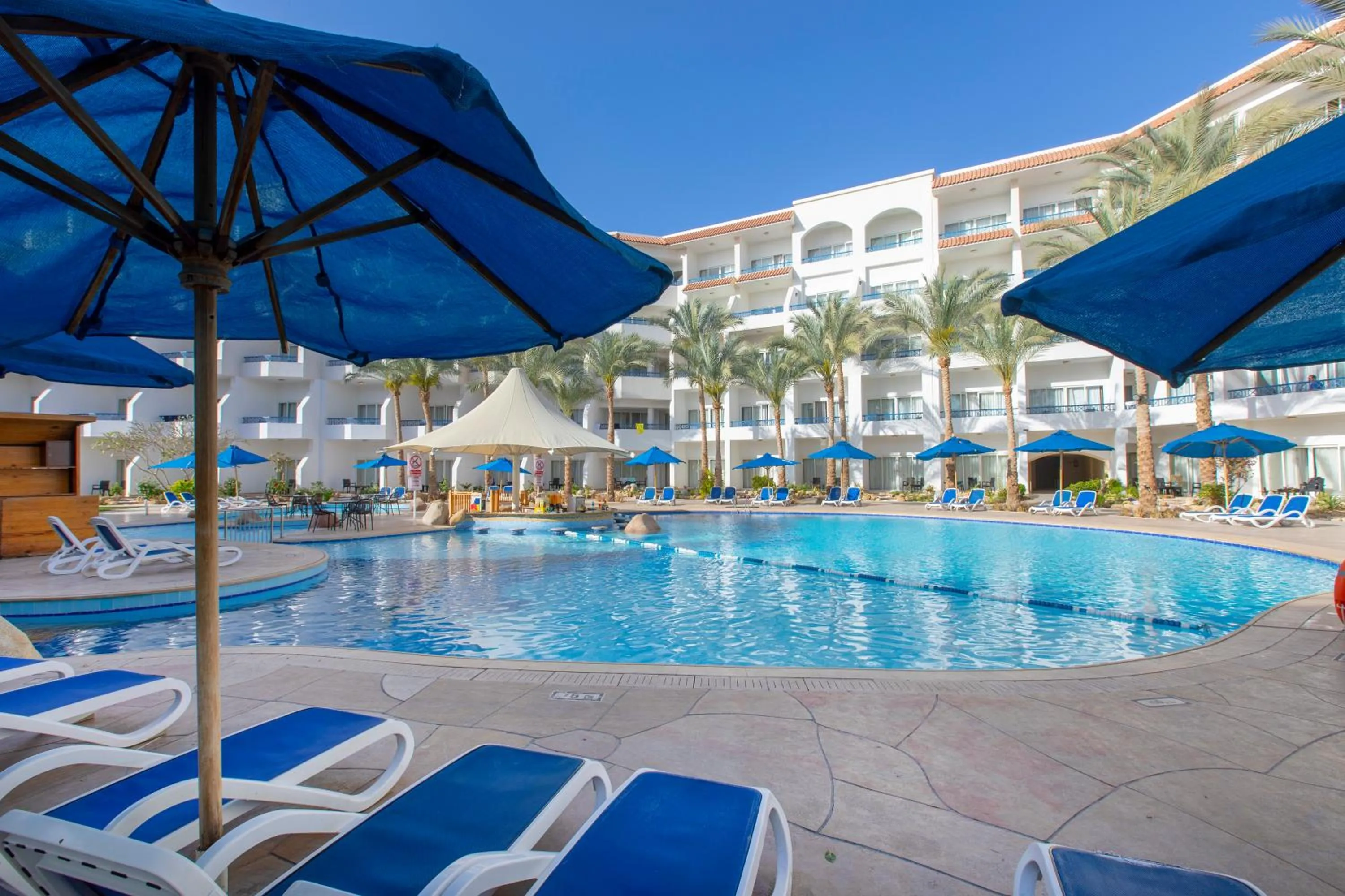 Property building in Naama Bay Hotel & Resort
