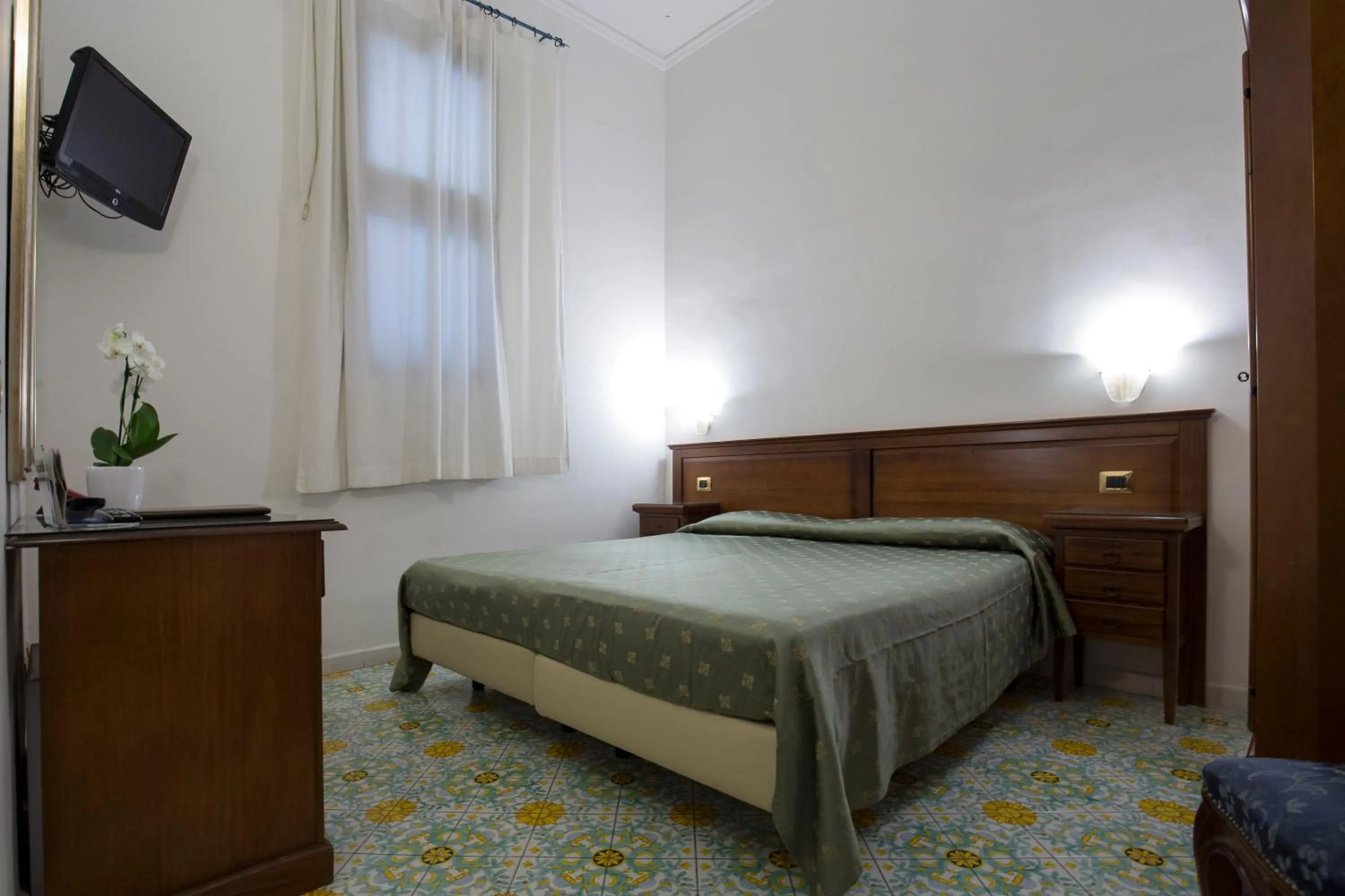 Bedroom, Bed in La Panoramica Hotel