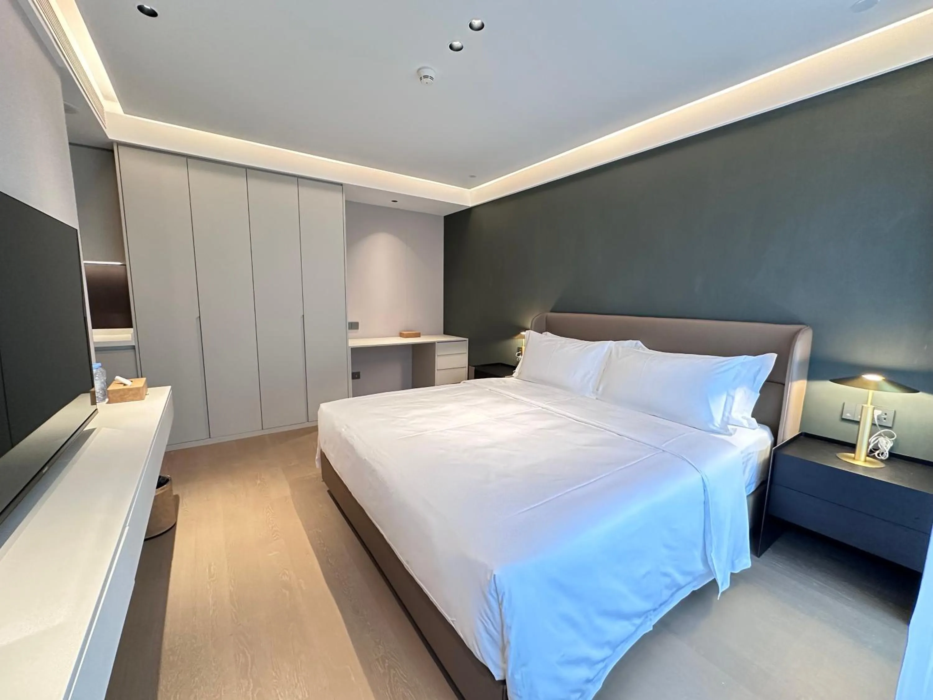 Bedroom, Bed in CM+ Service Apartment Shenzhen Taige