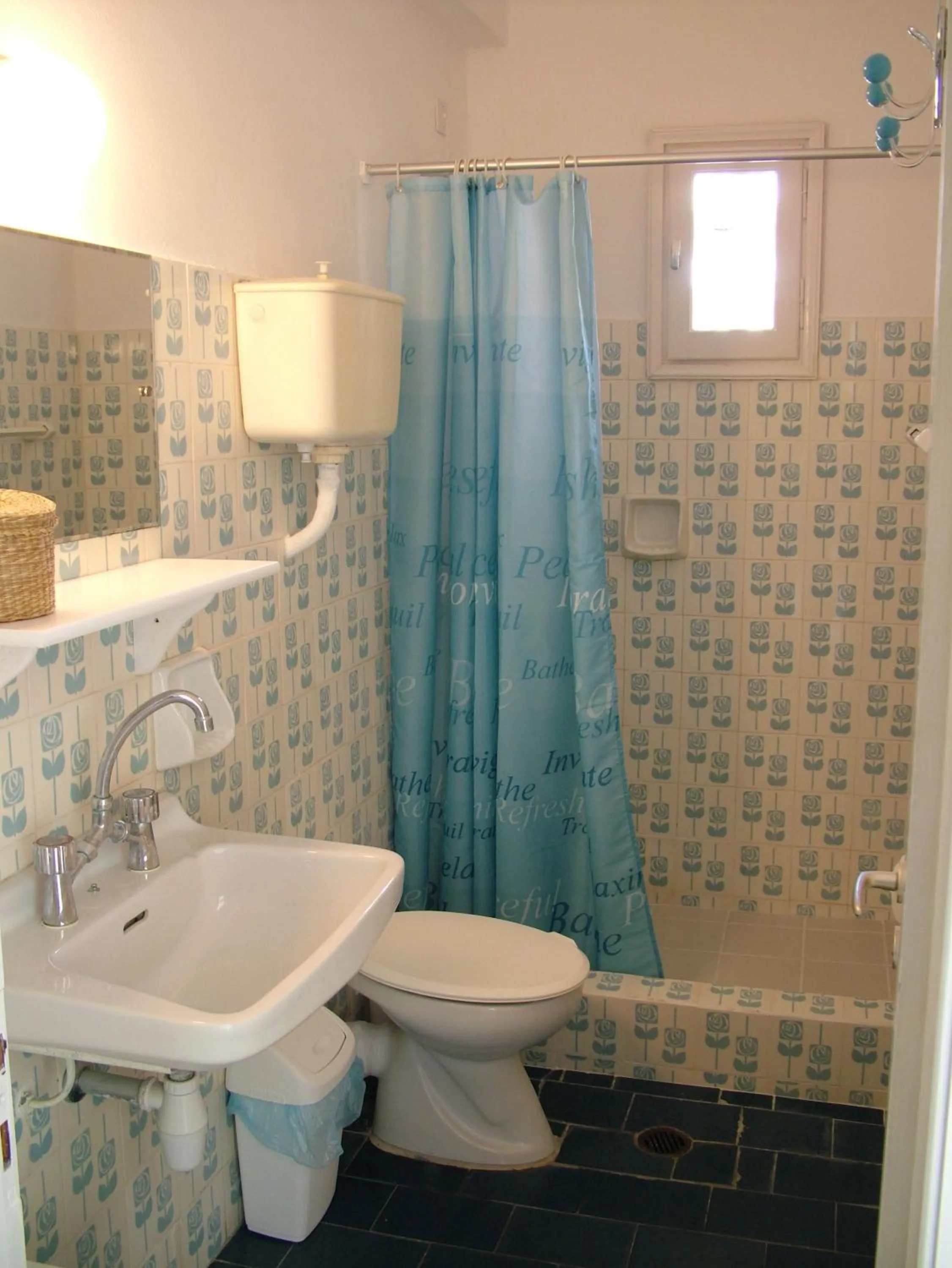 Shower in Avra Budget Beach Rooms