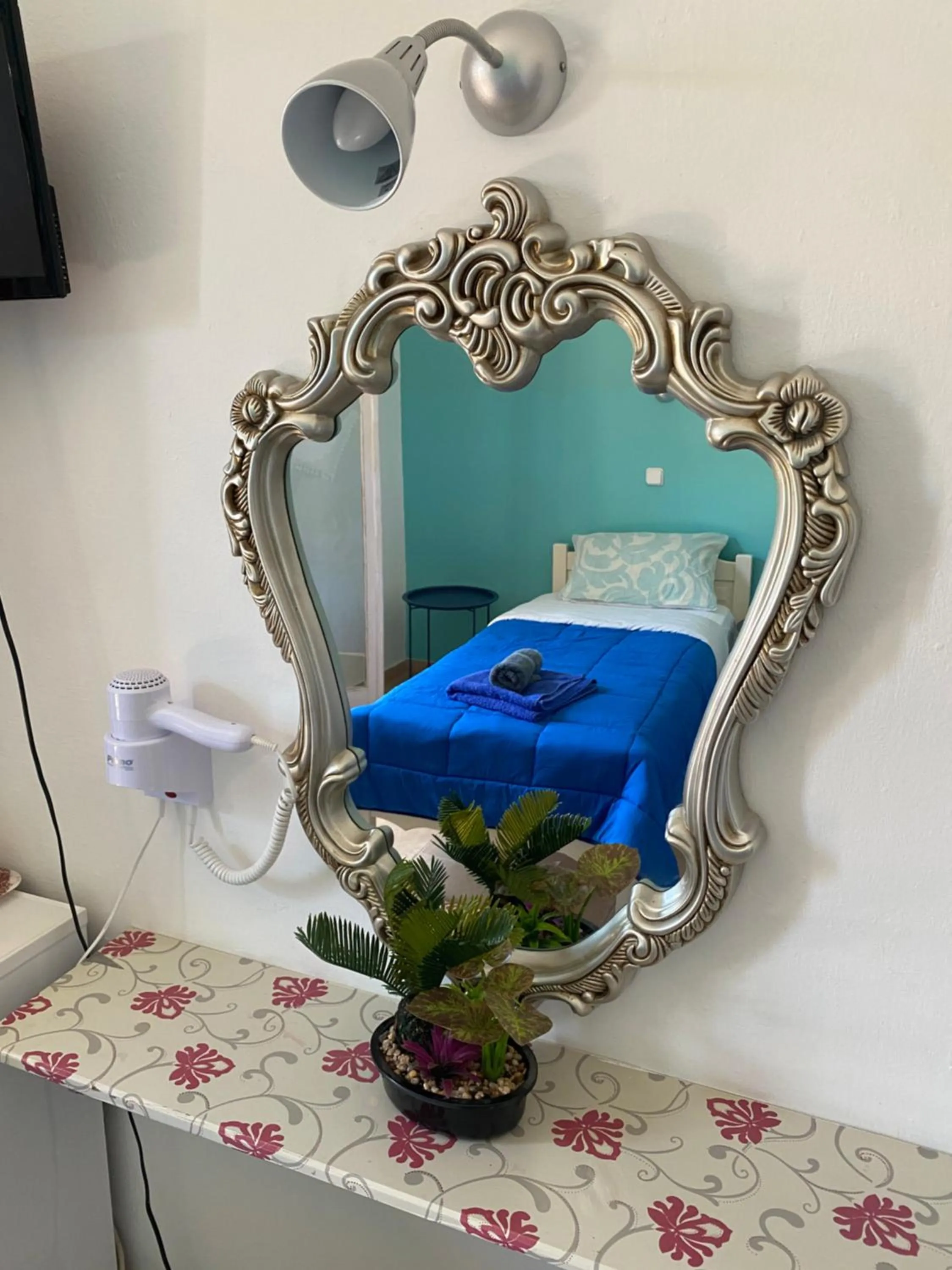 Bedroom in Avra Budget Beach Rooms