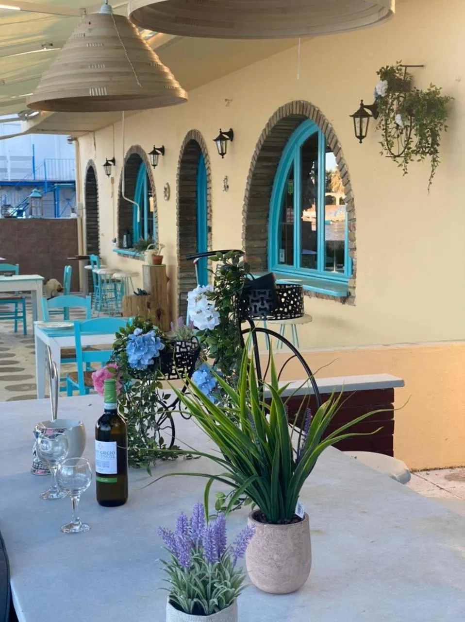 Restaurant/places to eat in Avra Budget Beach Rooms