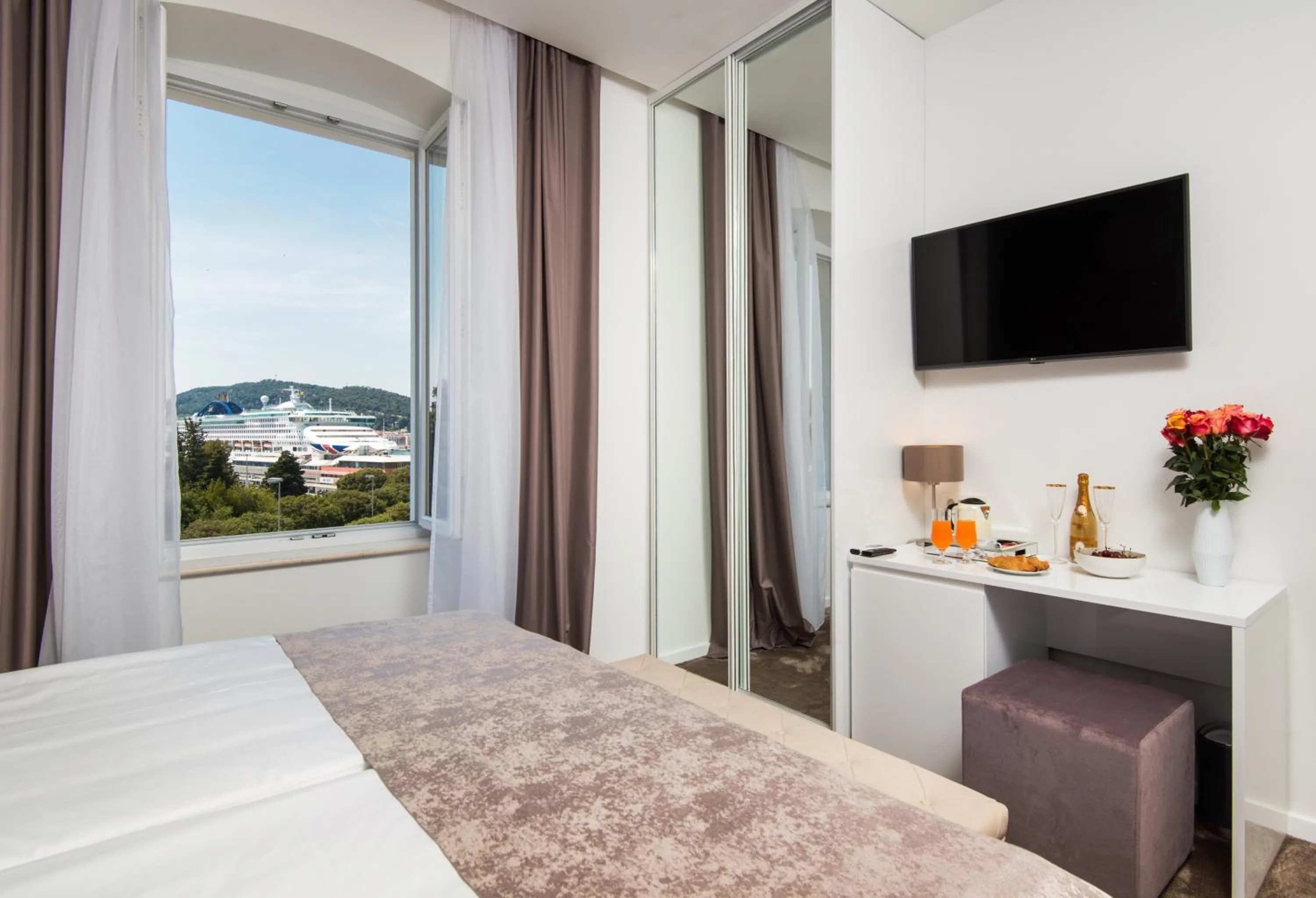 Bed in Dream Luxury Rooms