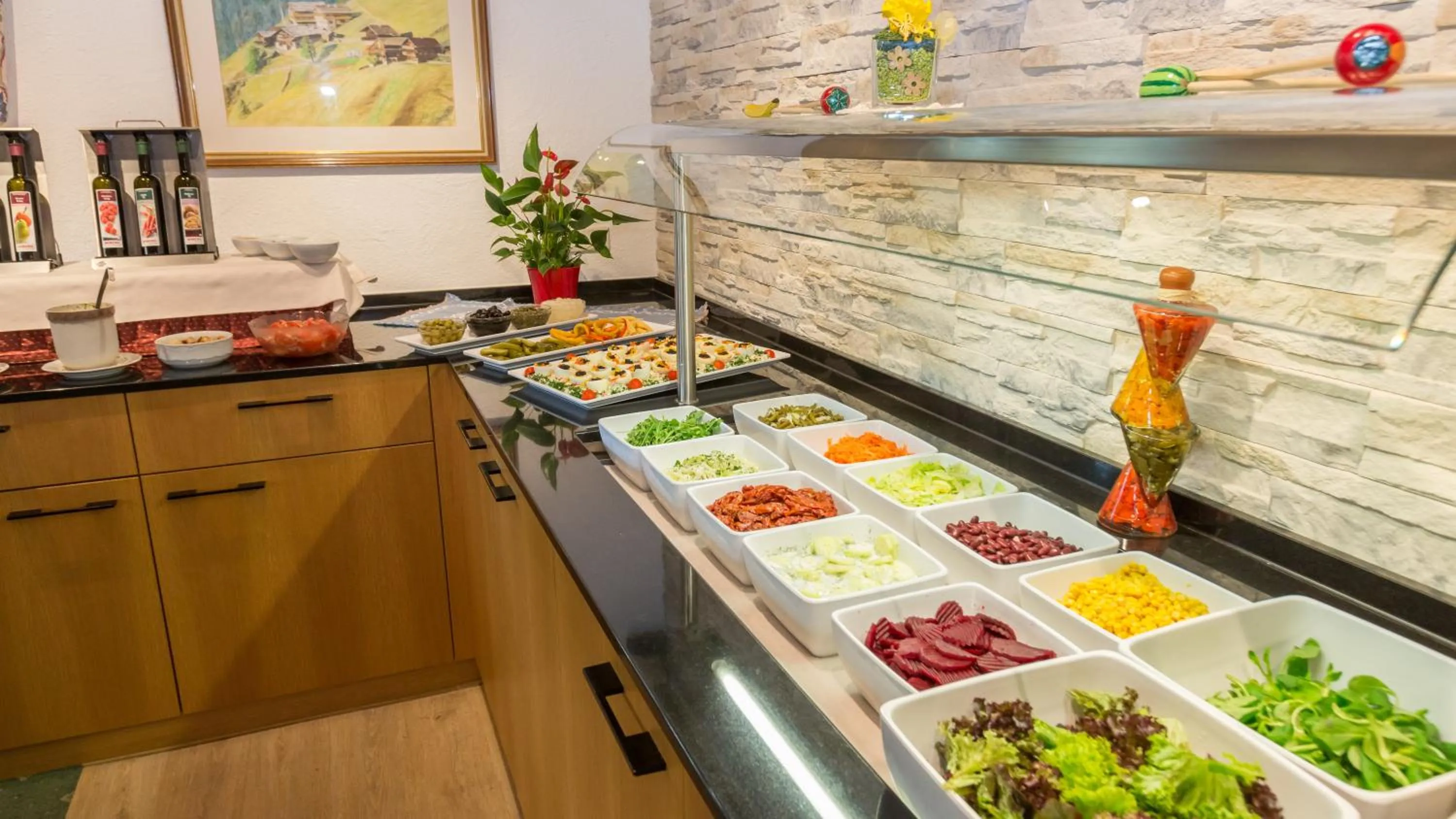 Food and drinks in Appartement- und Wellnesshotel Charlotte - 3 Sterne Superior