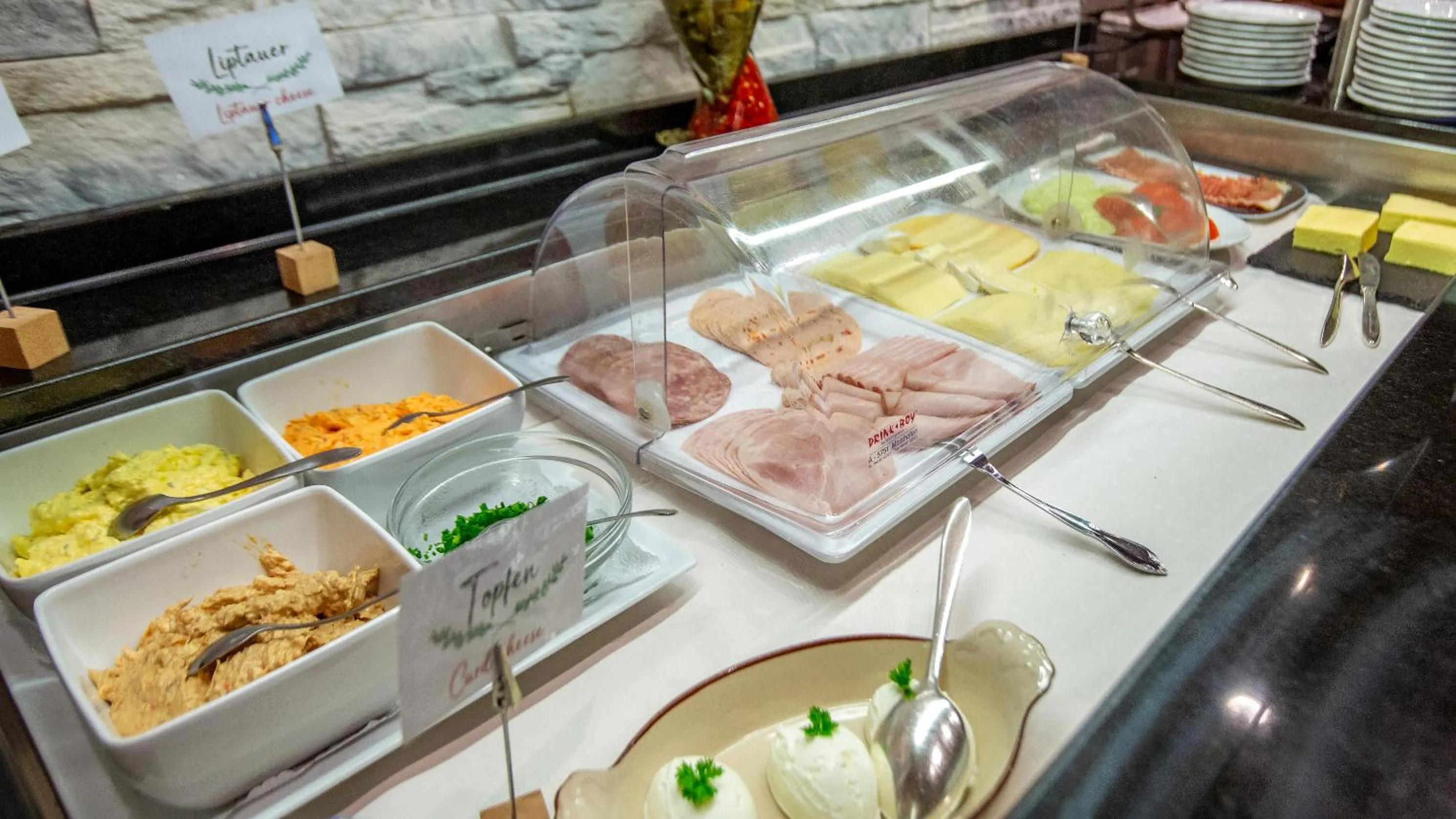 Breakfast in Appartement- und Wellnesshotel Charlotte - 3 Sterne Superior