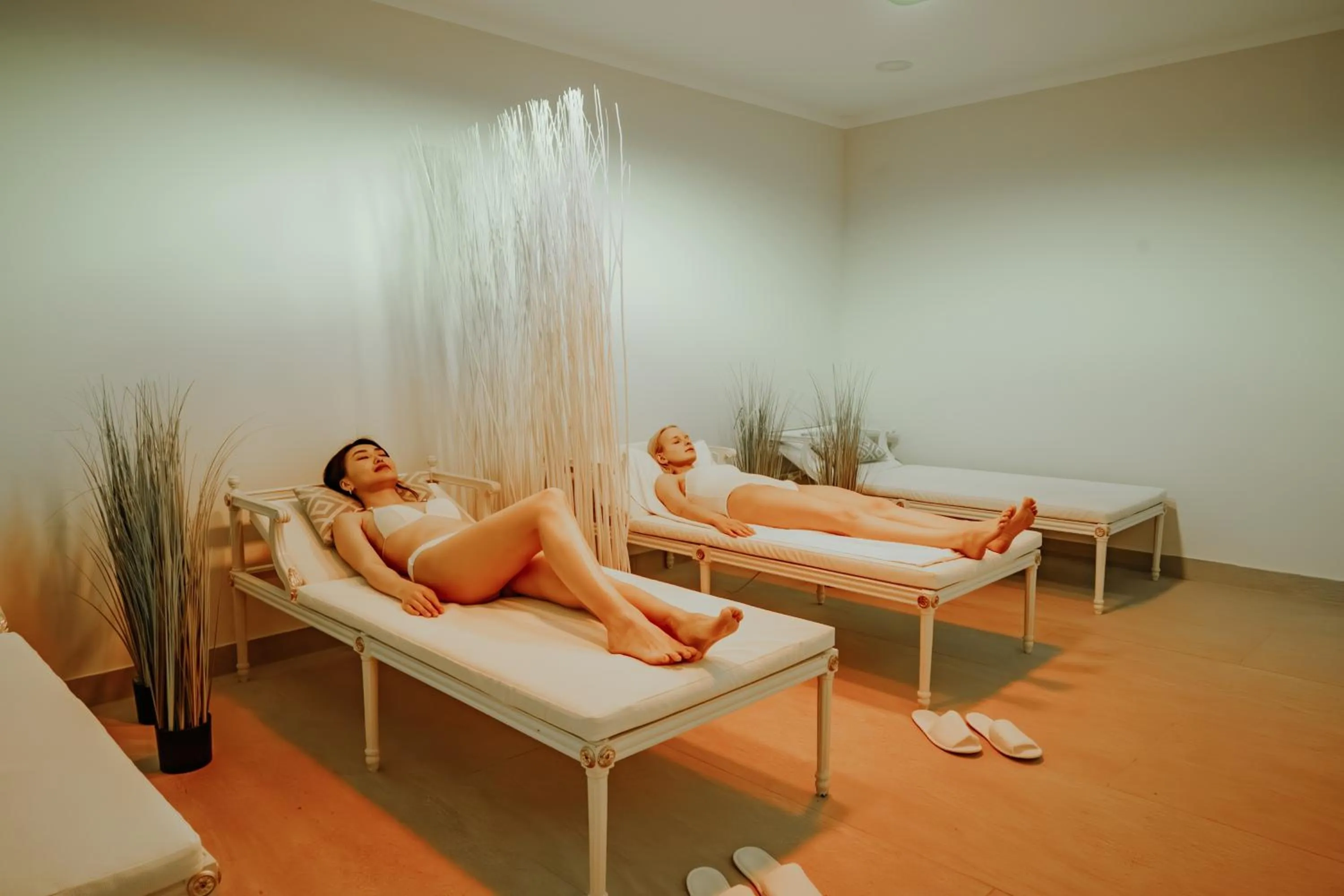 Swimming pool in Arkona Strandhotel