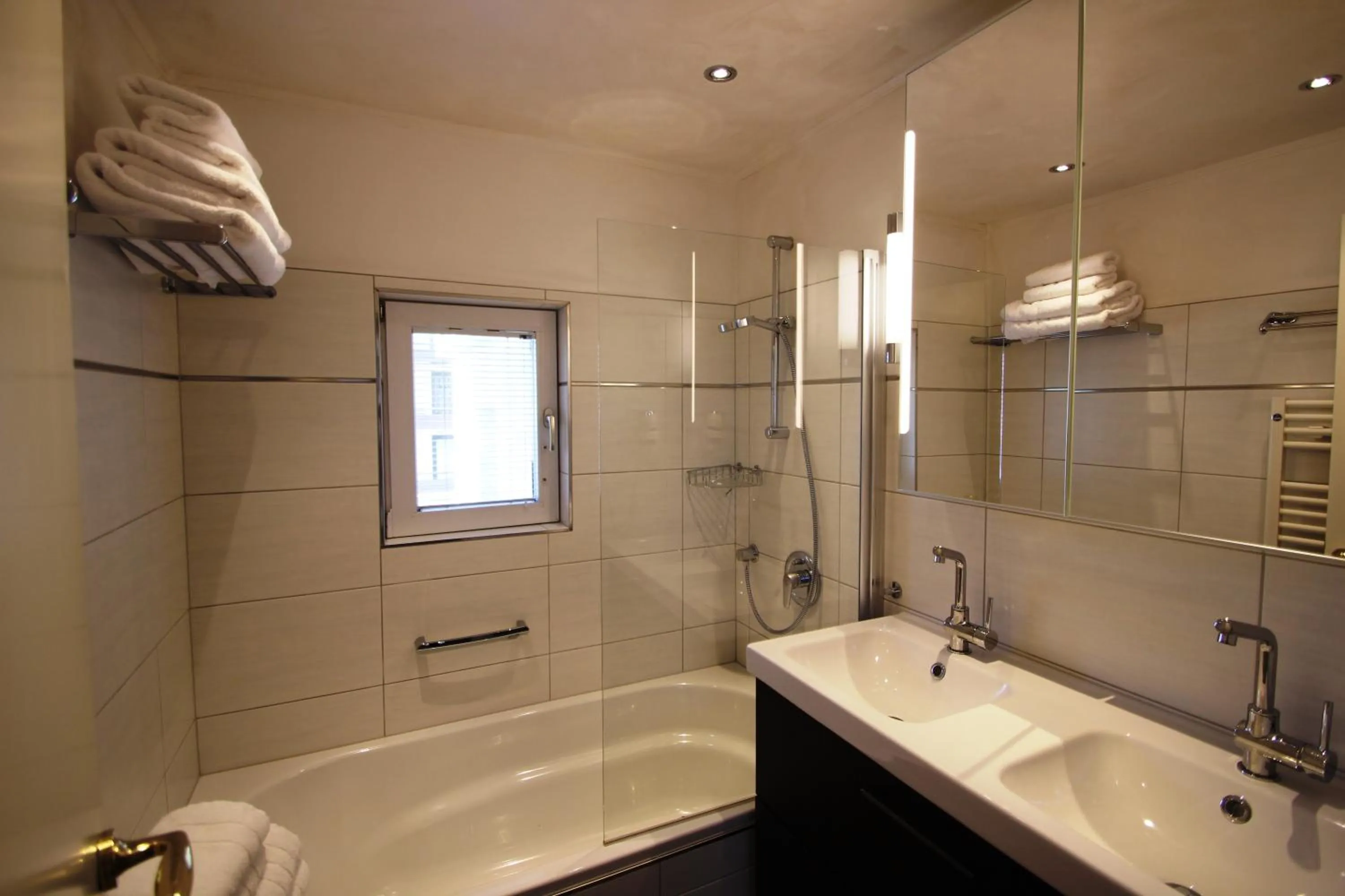 Bathroom in Alpenlandhaus Menardi