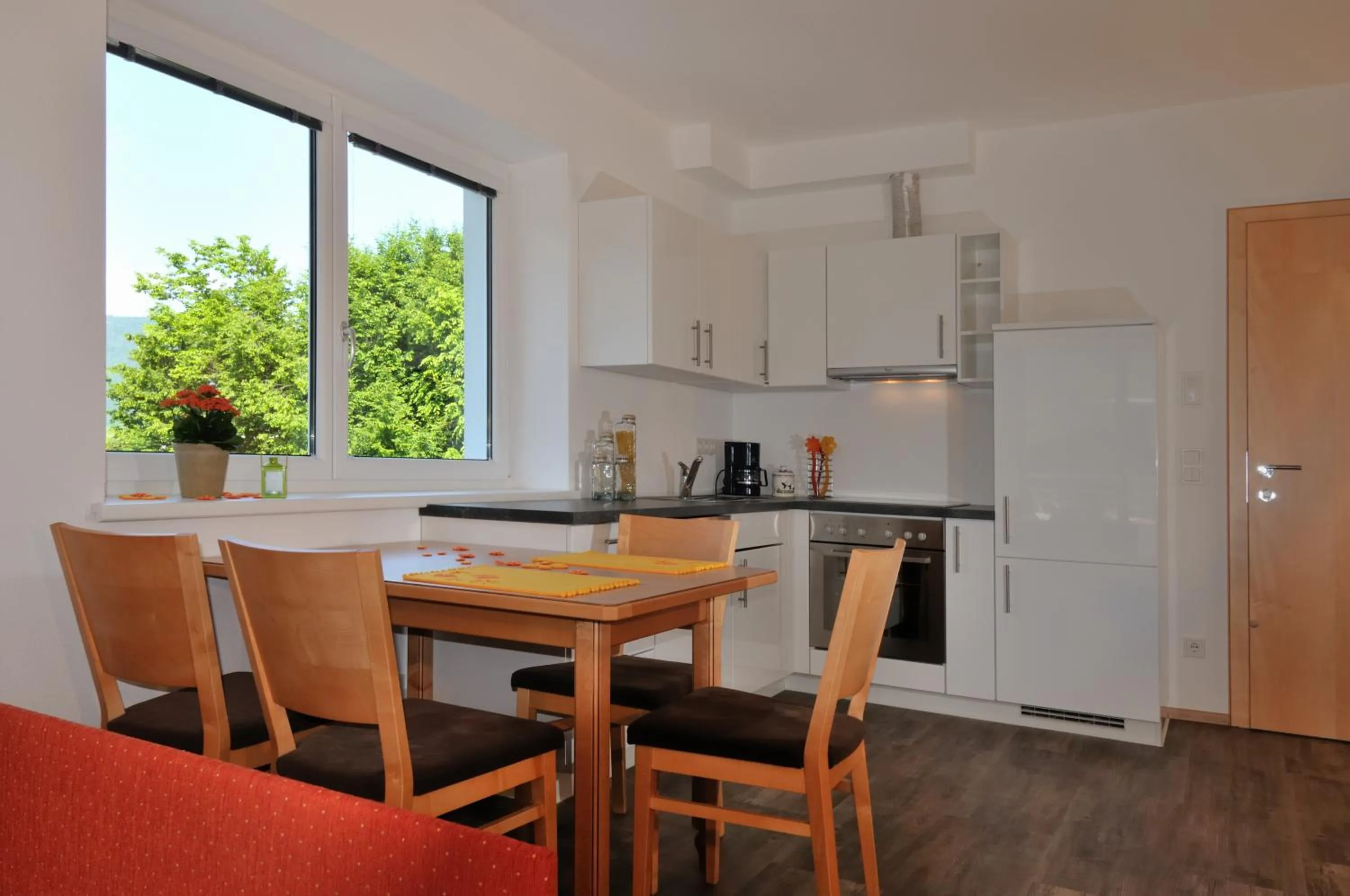 Dining area in Pension Apartment Hödner