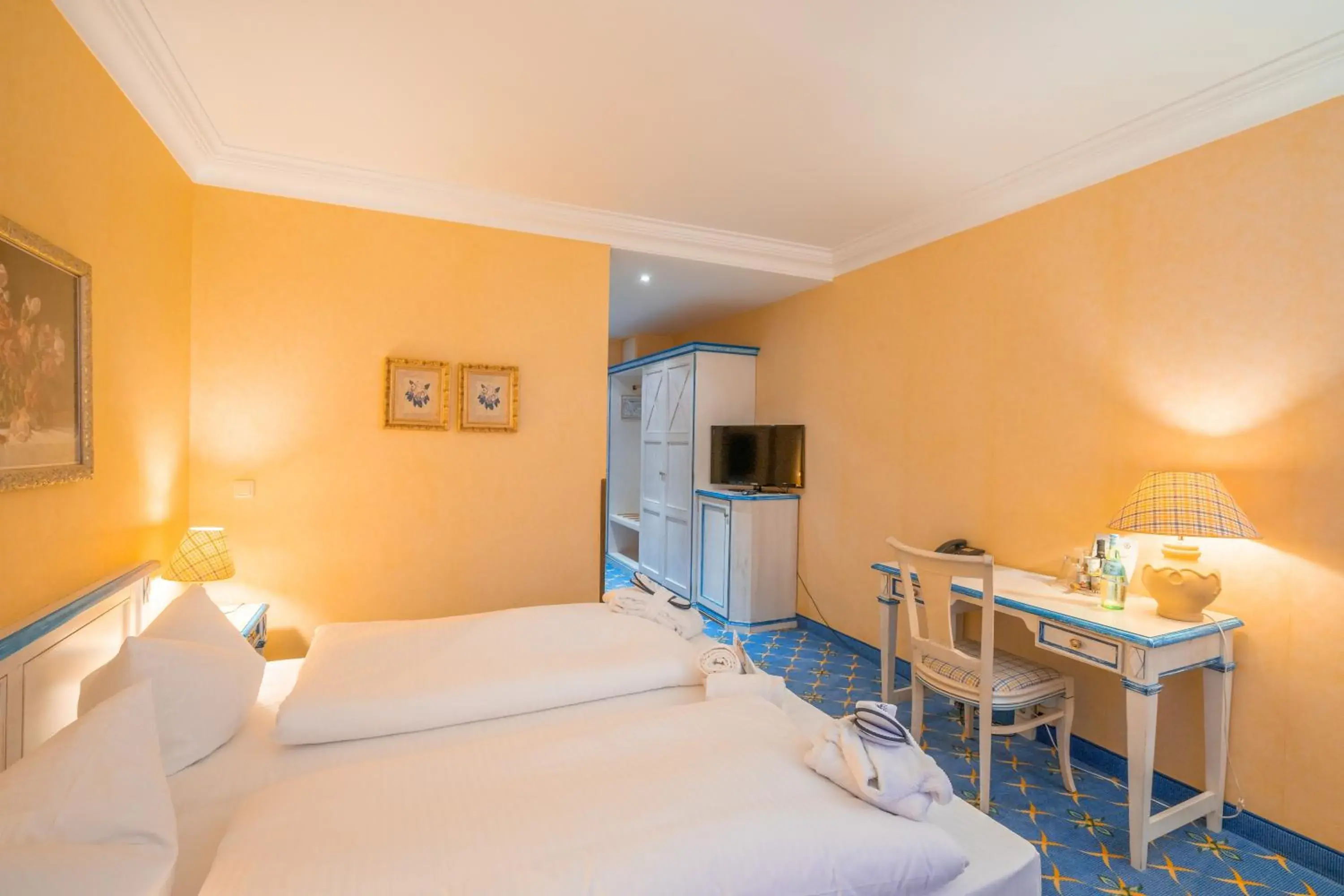 Double Room with City View and Balcony in Rugard Thermal Strandhotel Double Room with City View and Balcony in Rugard Thermal Strandhotel