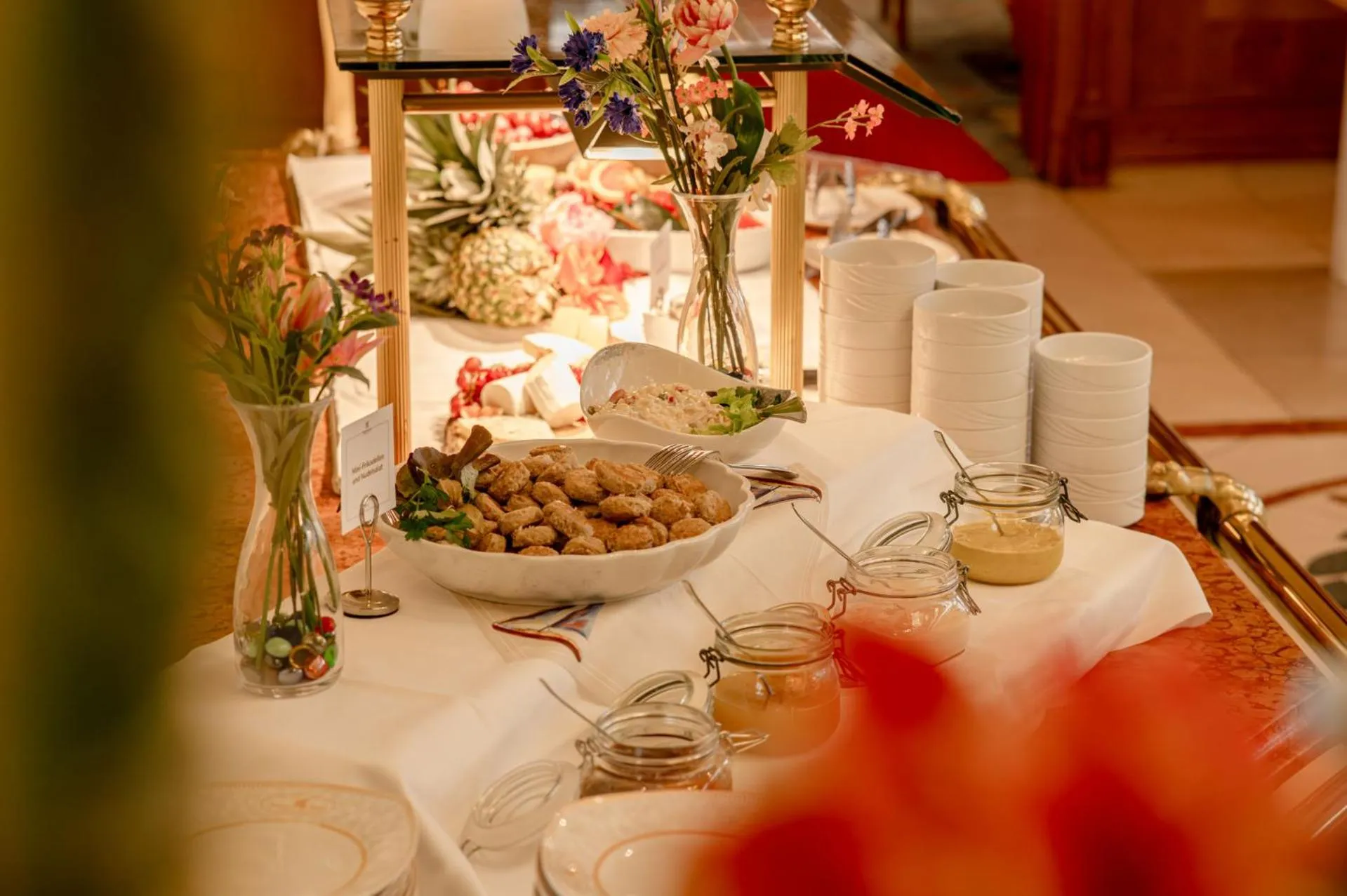 Buffet breakfast in Rugard Thermal Strandhotel