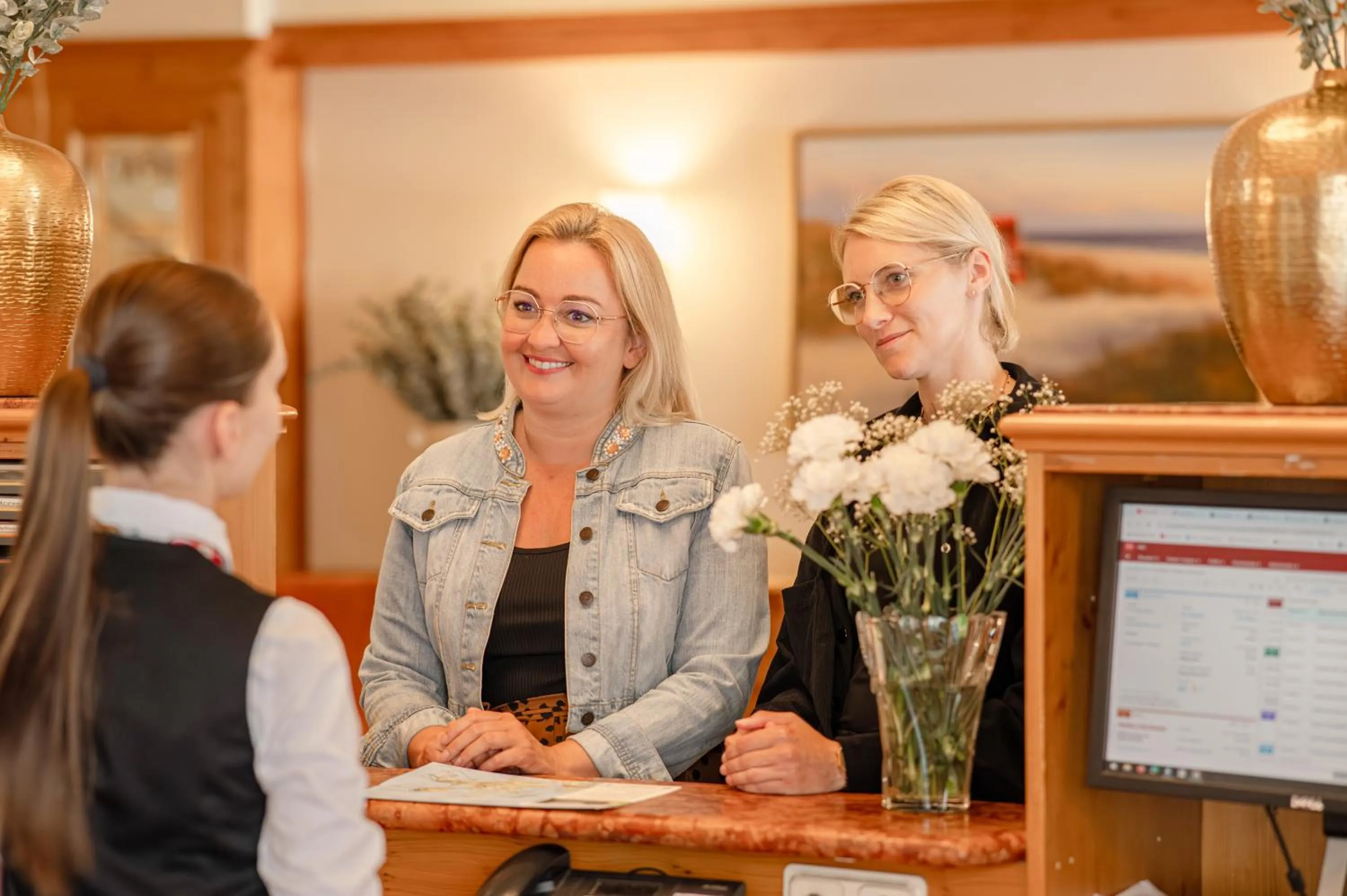 Lobby or reception in Rugard Thermal Strandhotel