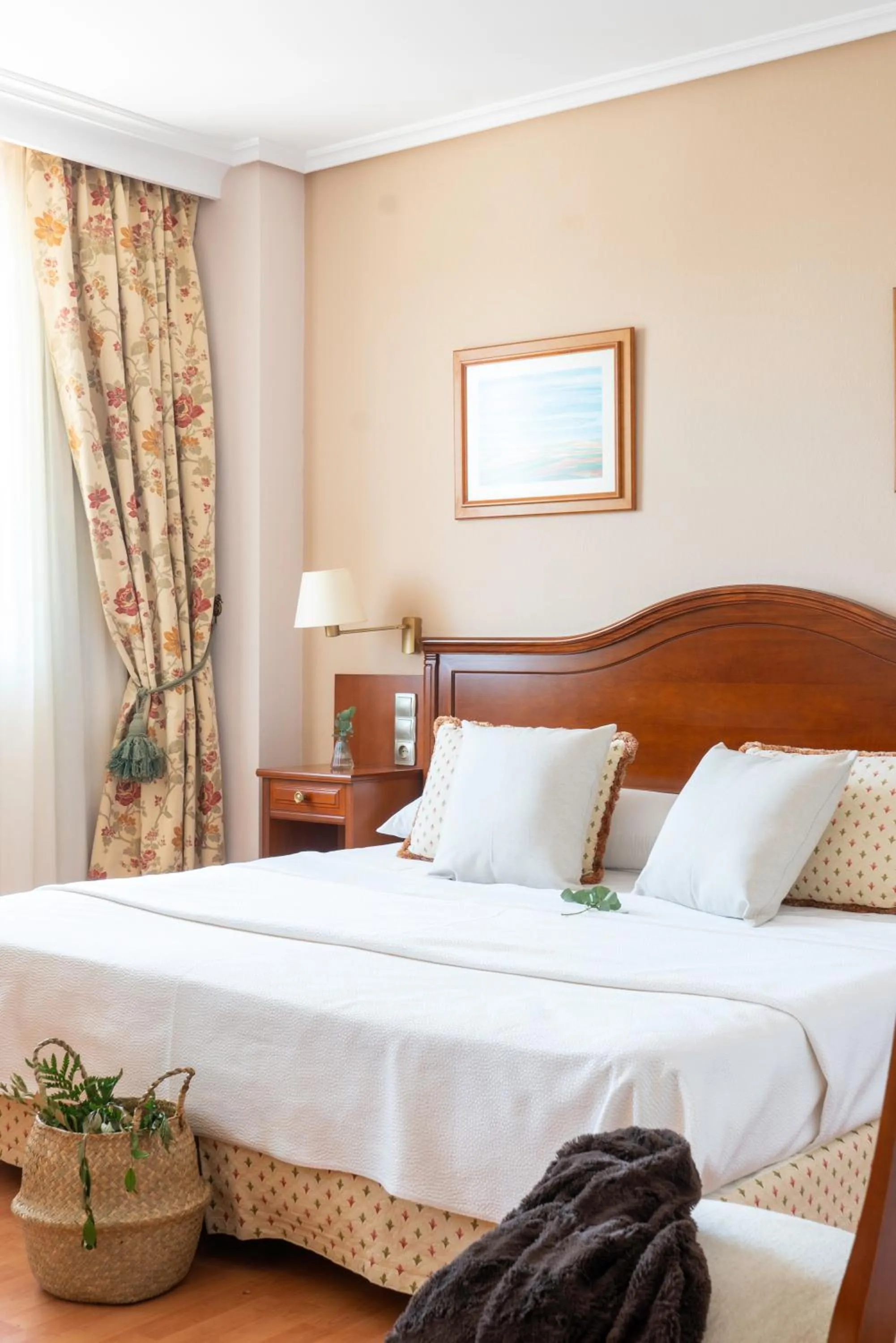 Bed in Hotel Restaurante Emilio