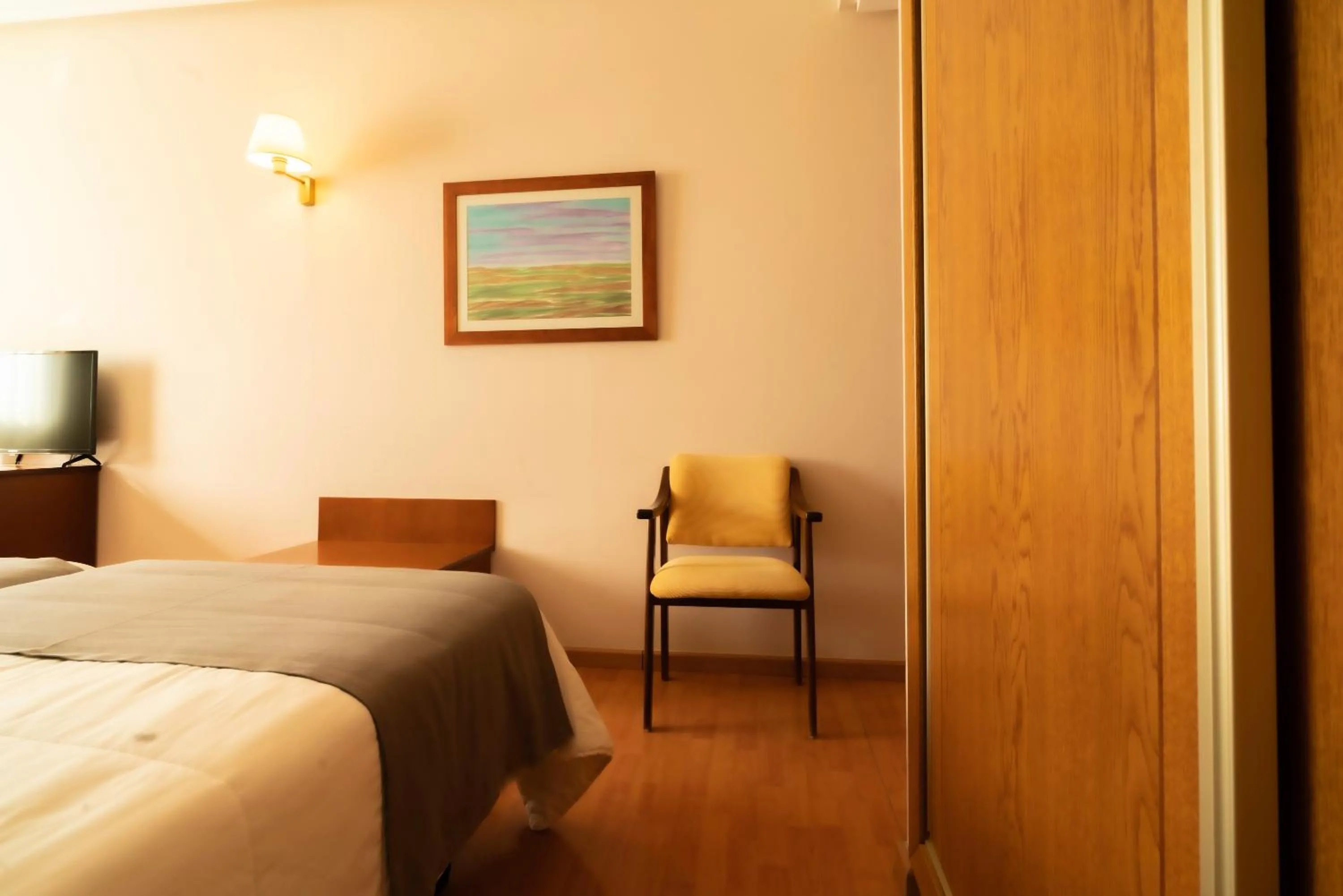 Bed in Hotel Restaurante Emilio