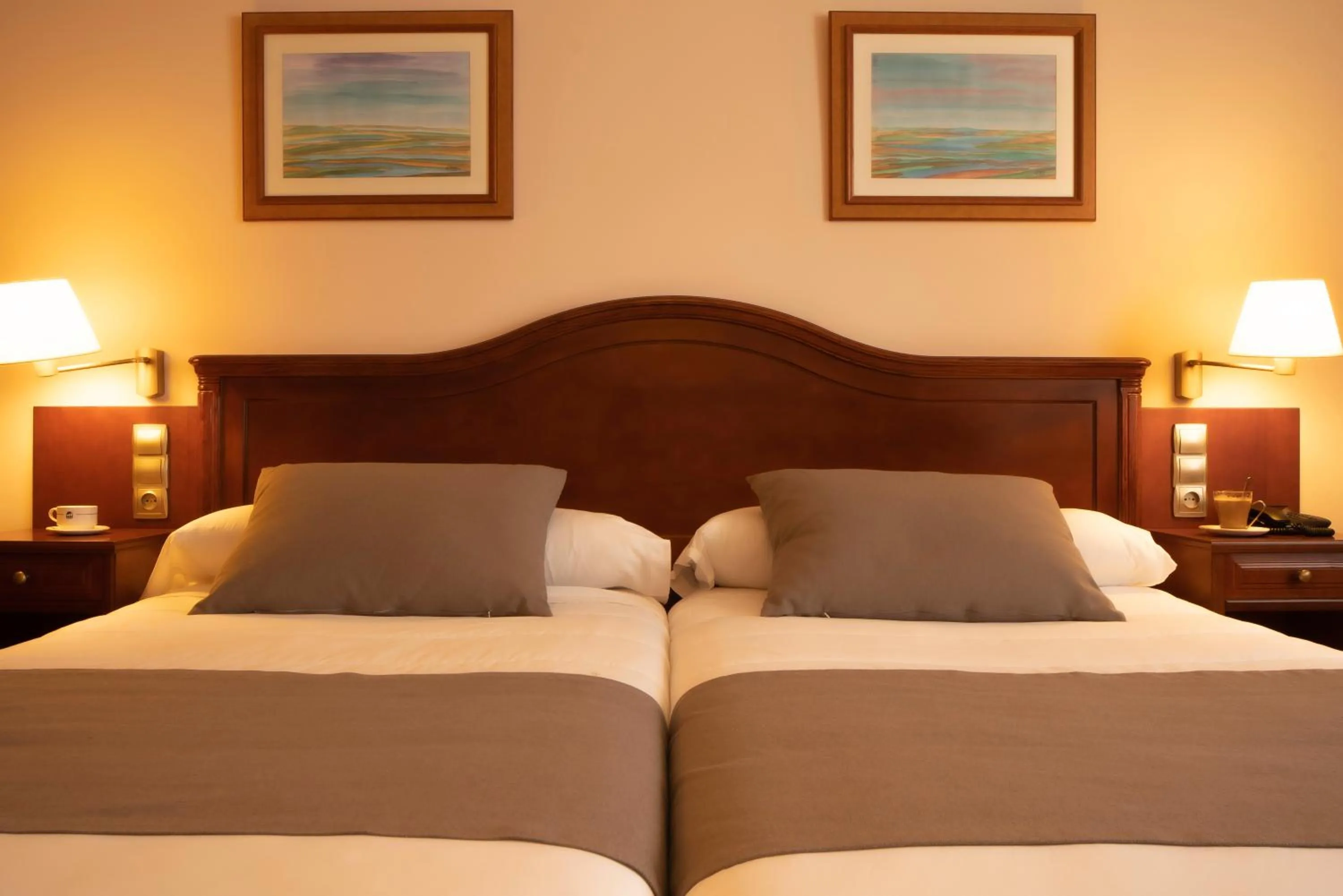 Bedroom, Bed in Hotel Restaurante Emilio