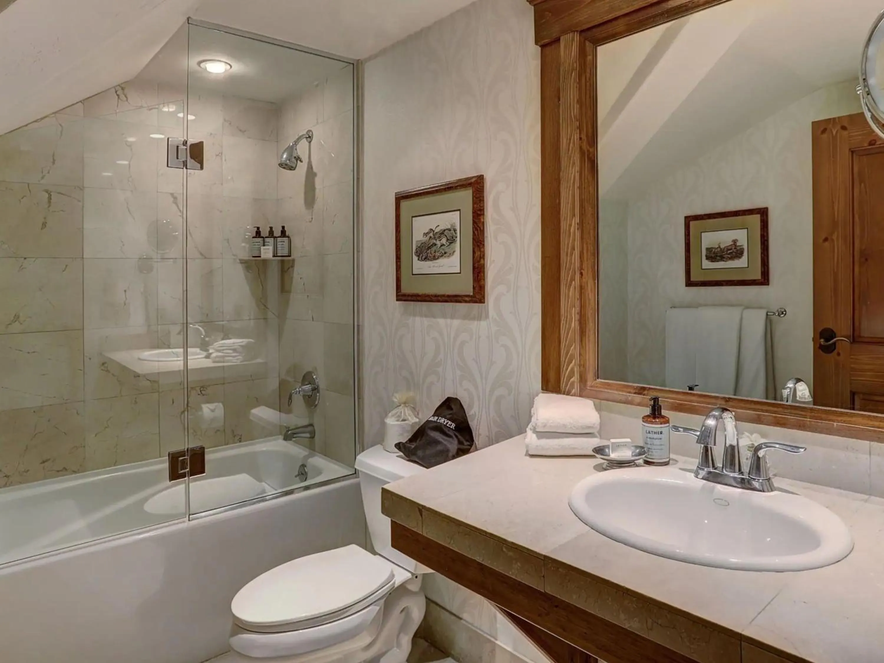 Bathroom in Austria Haus Hotel