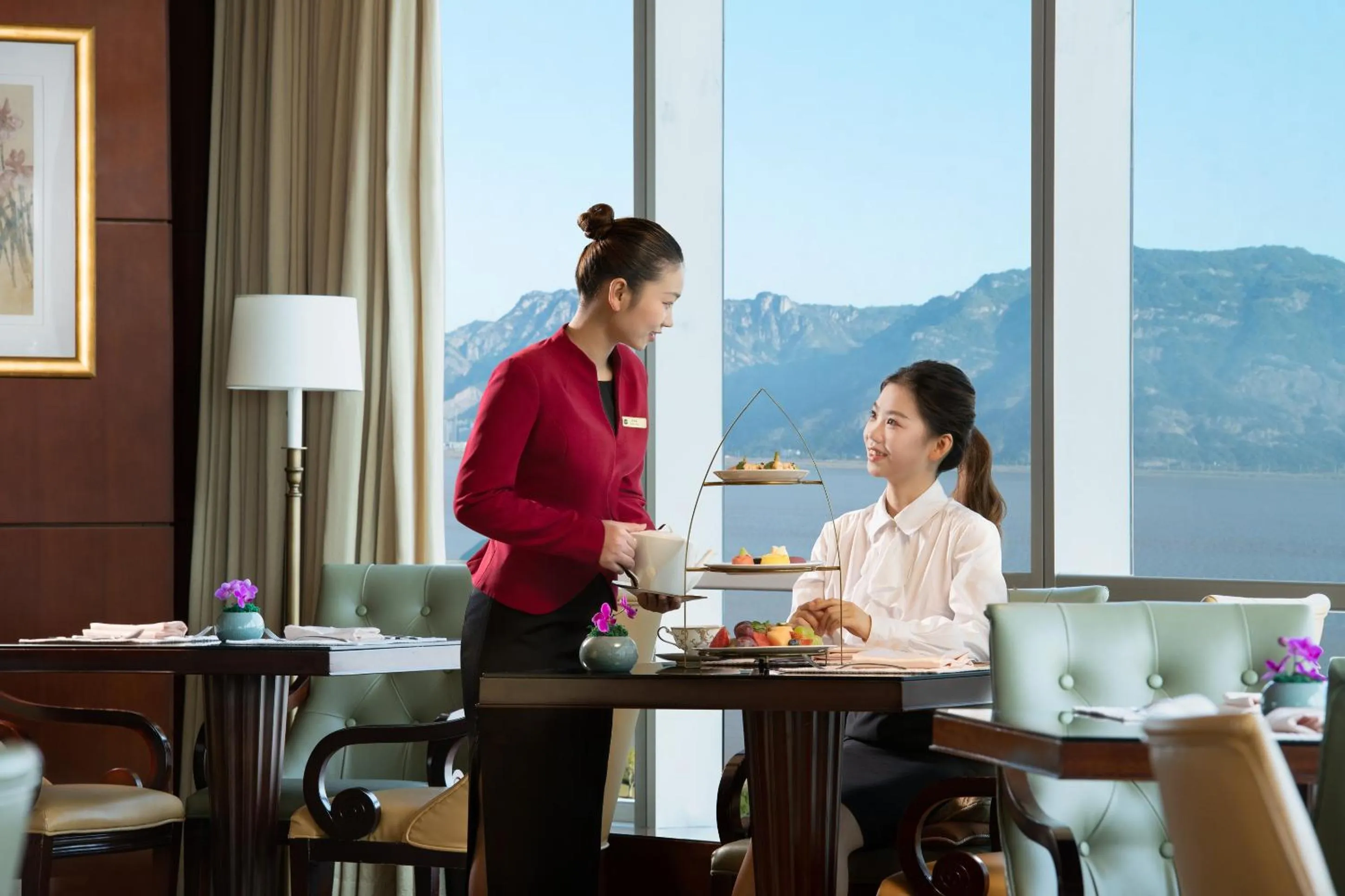 Restaurant/places to eat in Shangri-La Wenzhou