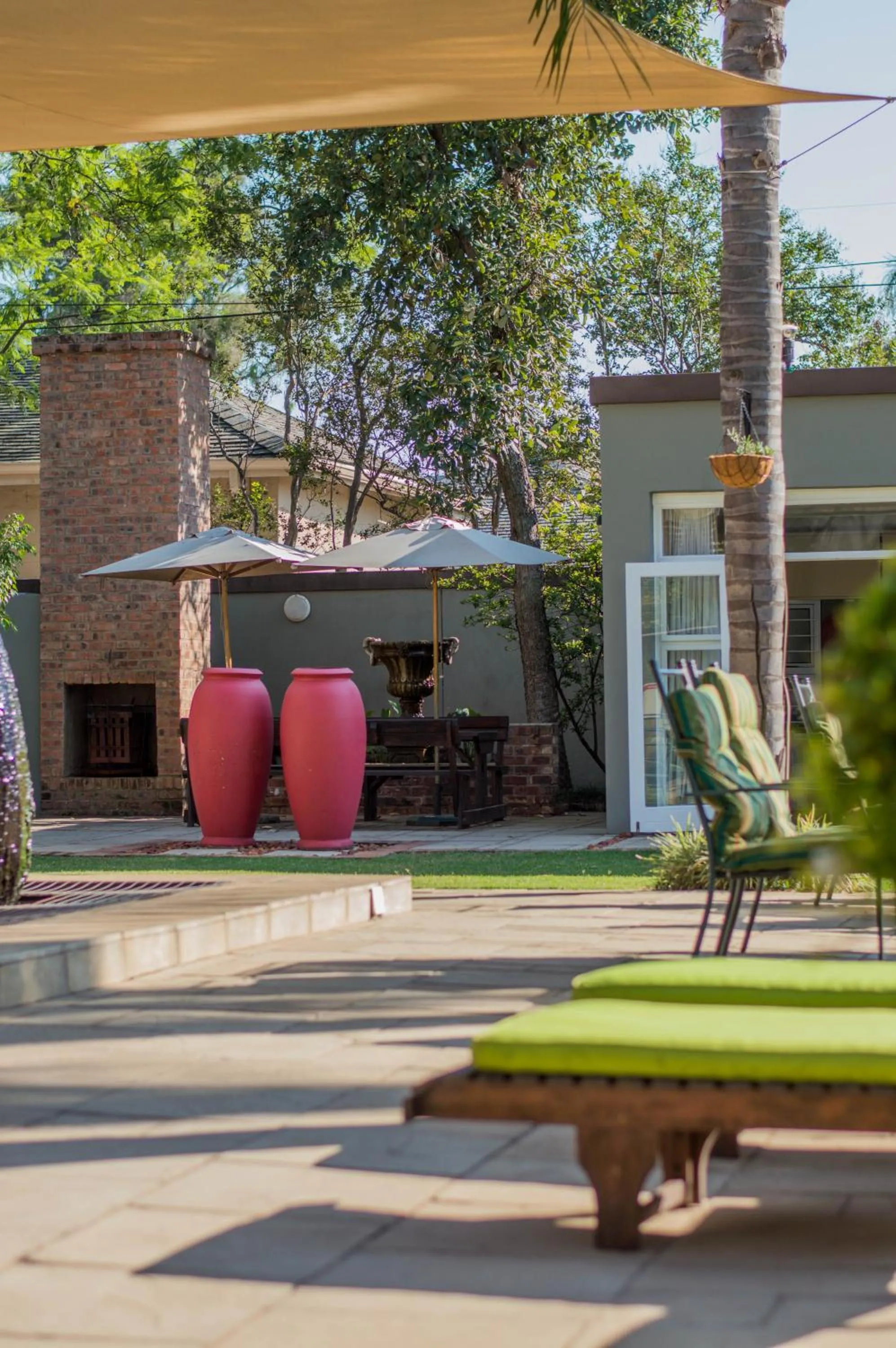 Garden in 314 on Clark Guest House