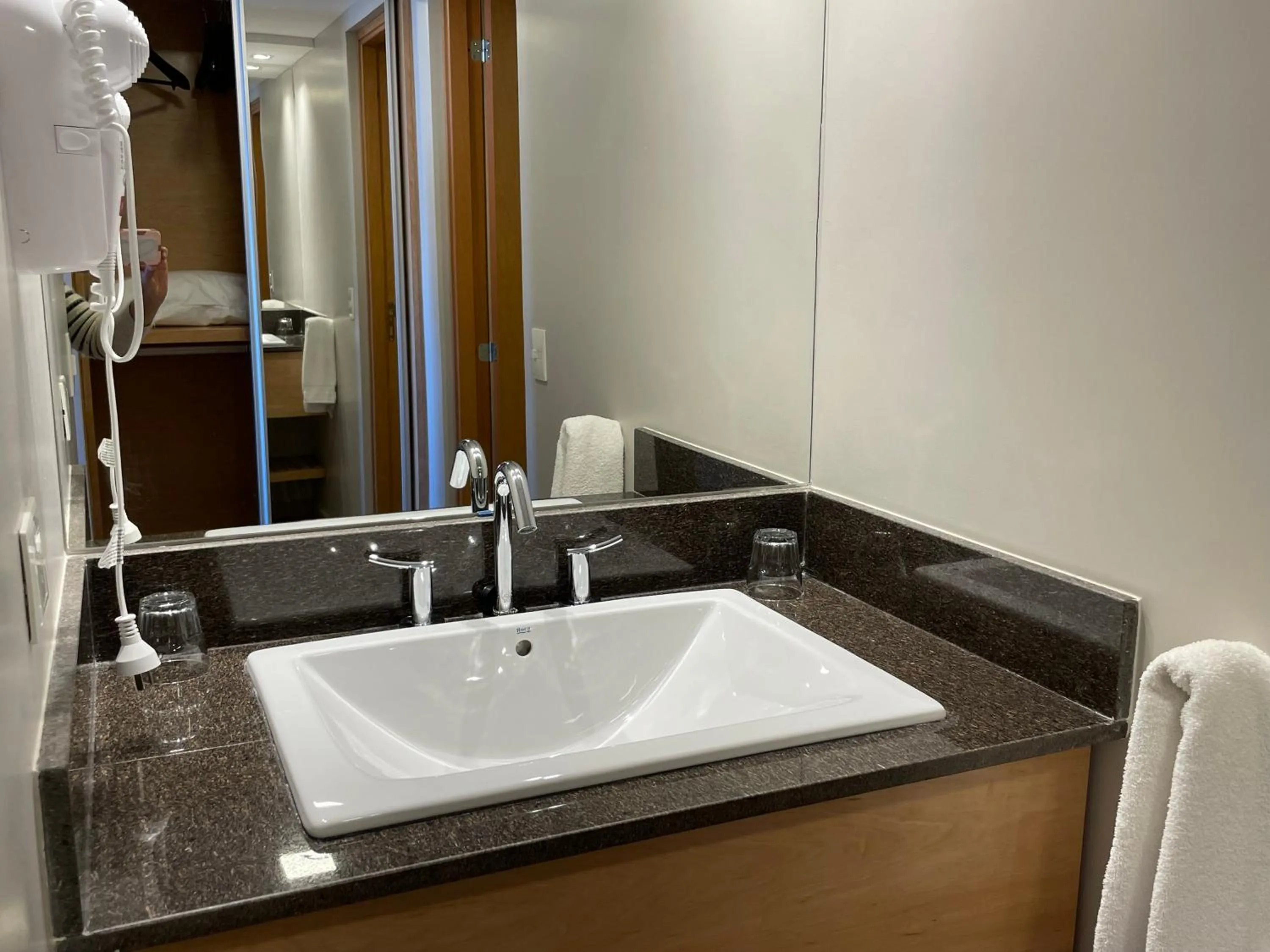 Hotel Ayres Del Nahuel