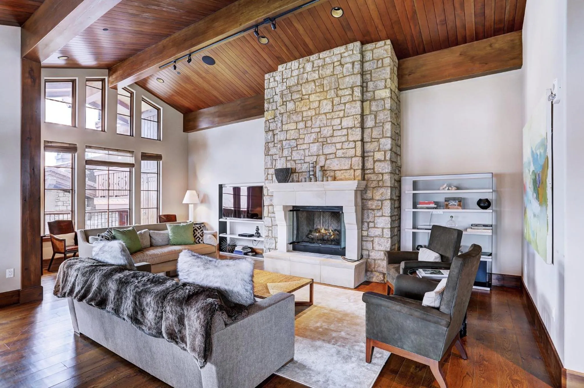 Living room in Lodge at Vail, A RockResort by Vail Resorts