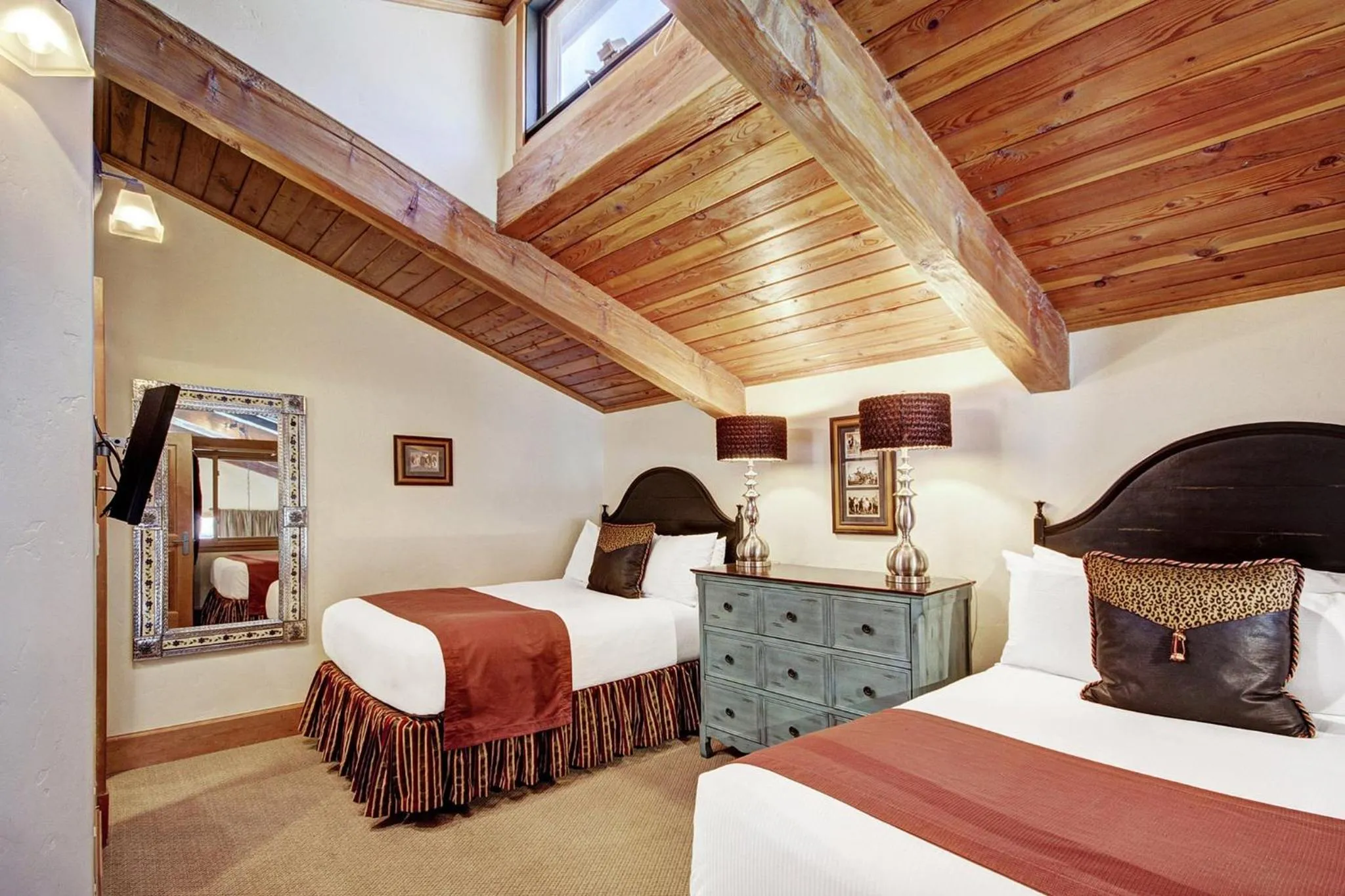Photo of the whole room, Bed in Lodge at Vail, A RockResort by Vail Resorts