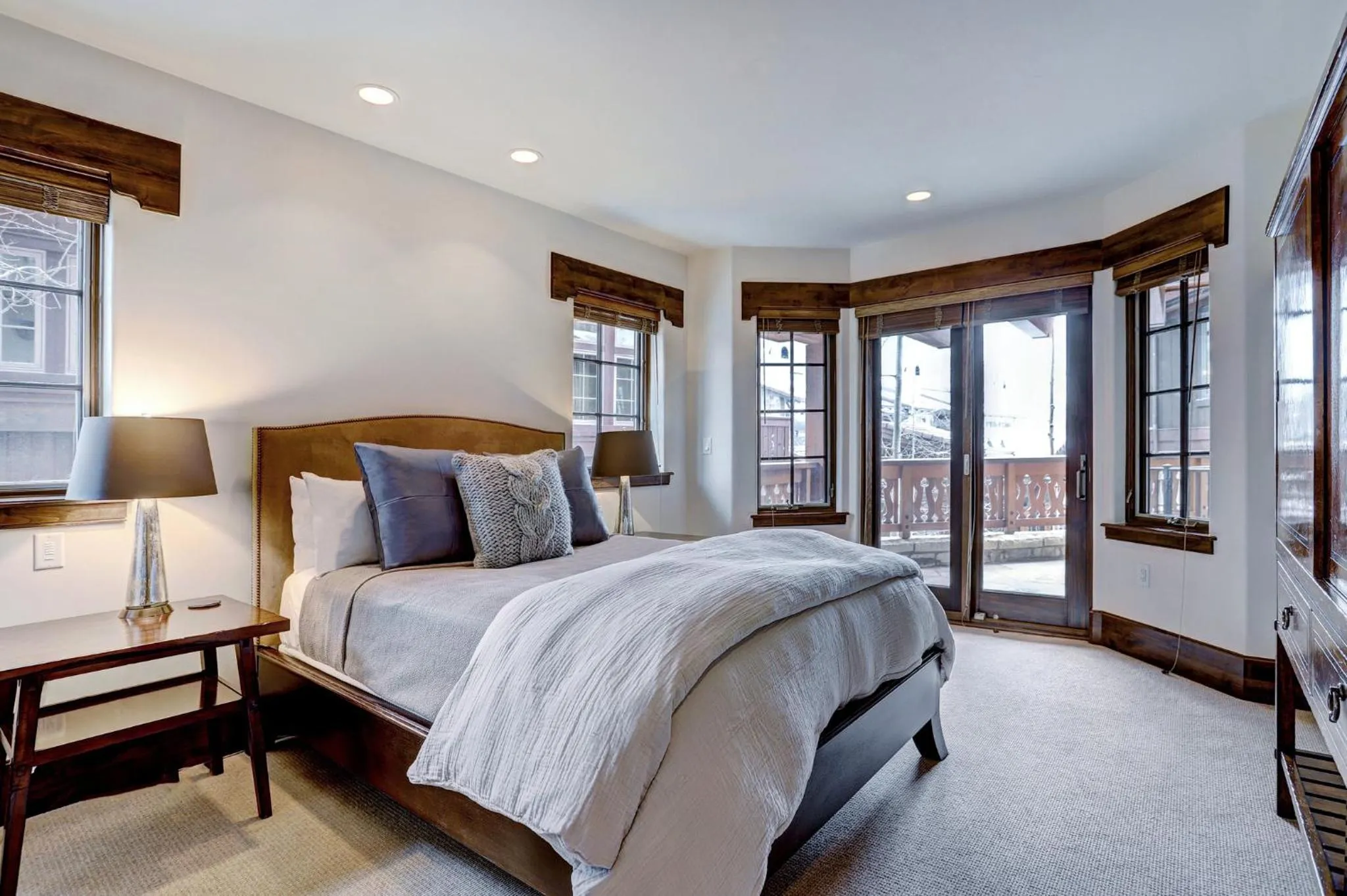 Bedroom, Bed in Lodge at Vail, A RockResort by Vail Resorts