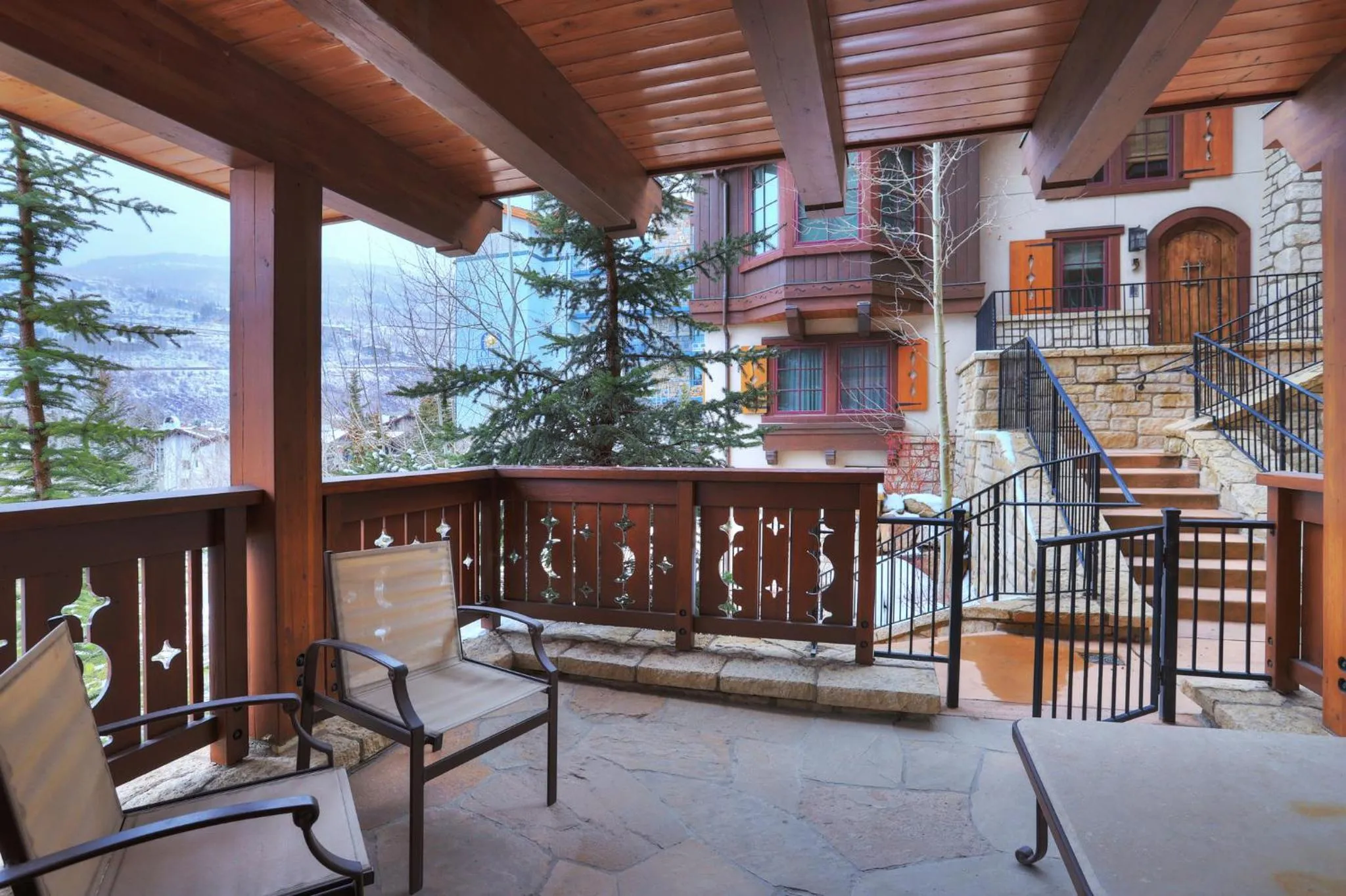 Balcony/Terrace in Lodge at Vail, A RockResort by Vail Resorts