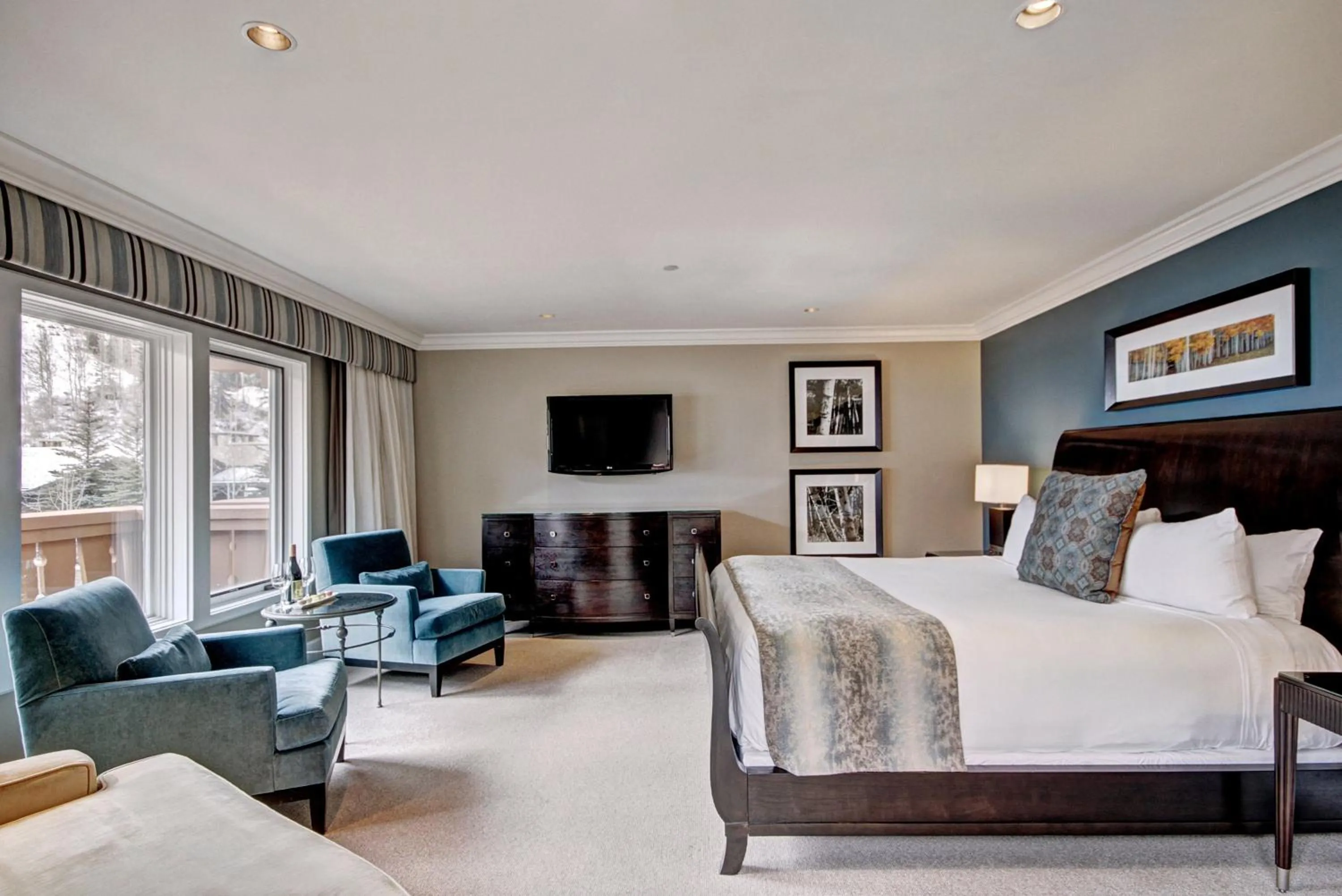 Bedroom in Lodge at Vail, A RockResort by Vail Resorts