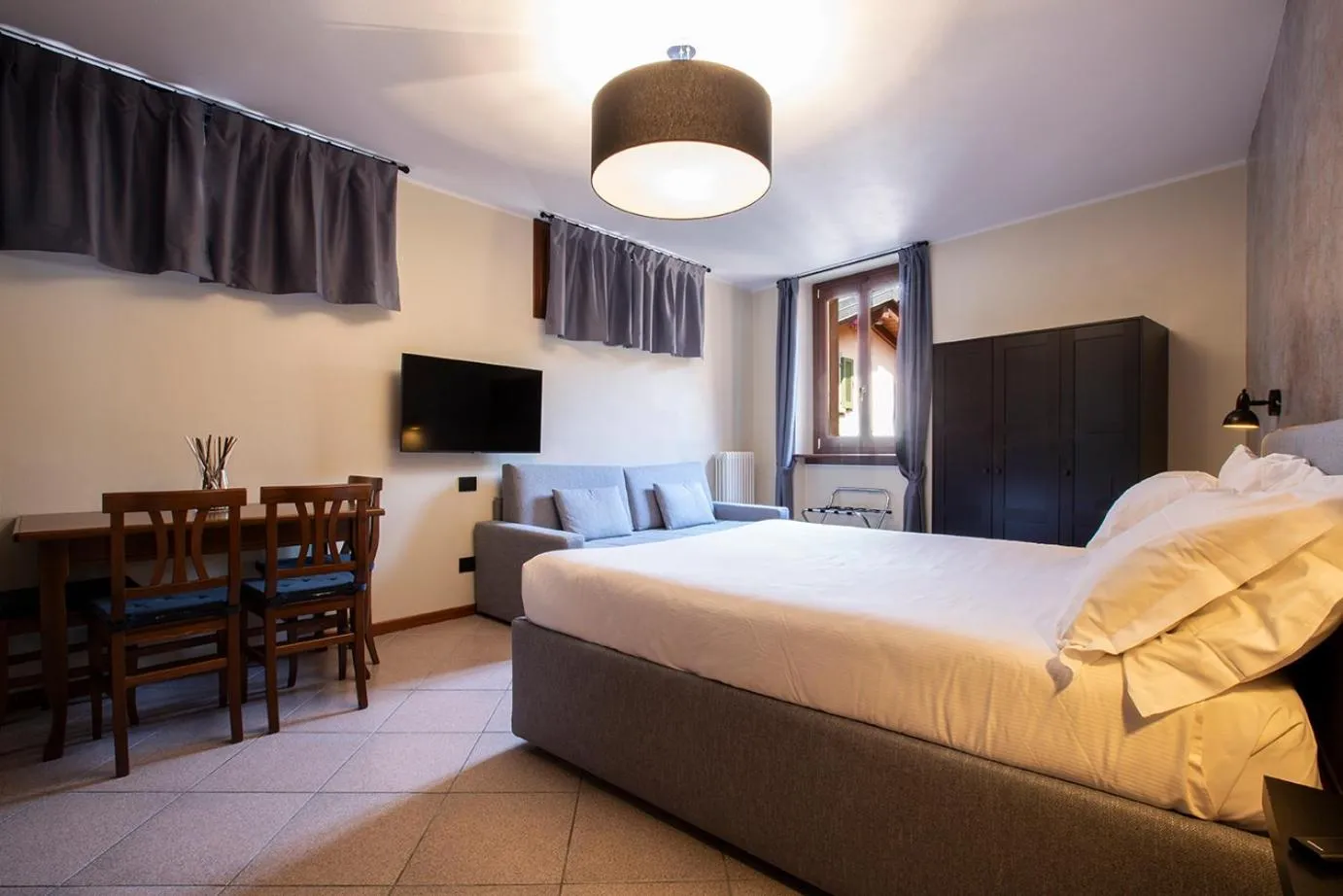 Bed in Antico Pozzo Apartment