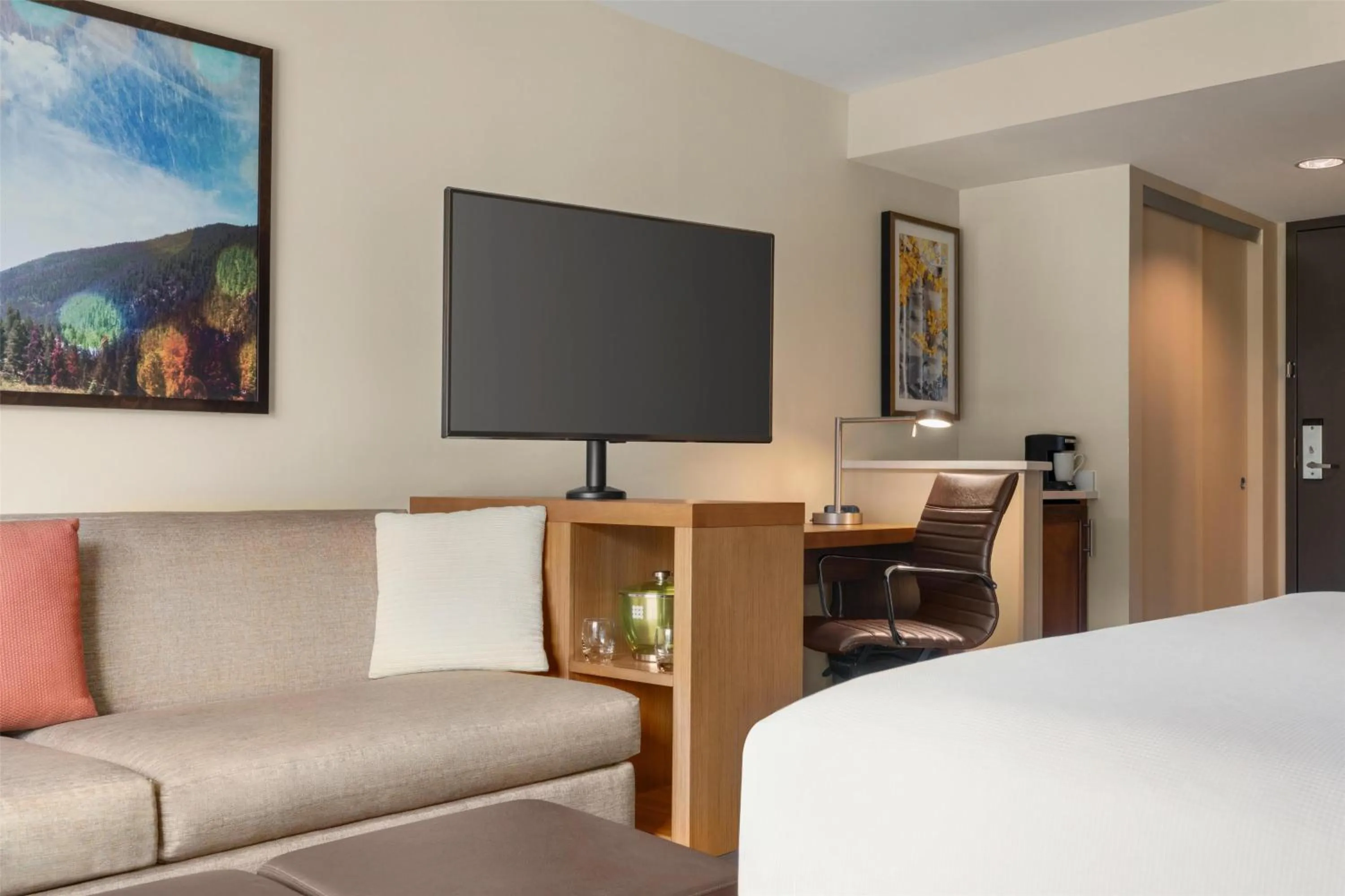 Bedroom, Bed in Hyatt Place Keystone - Dillon