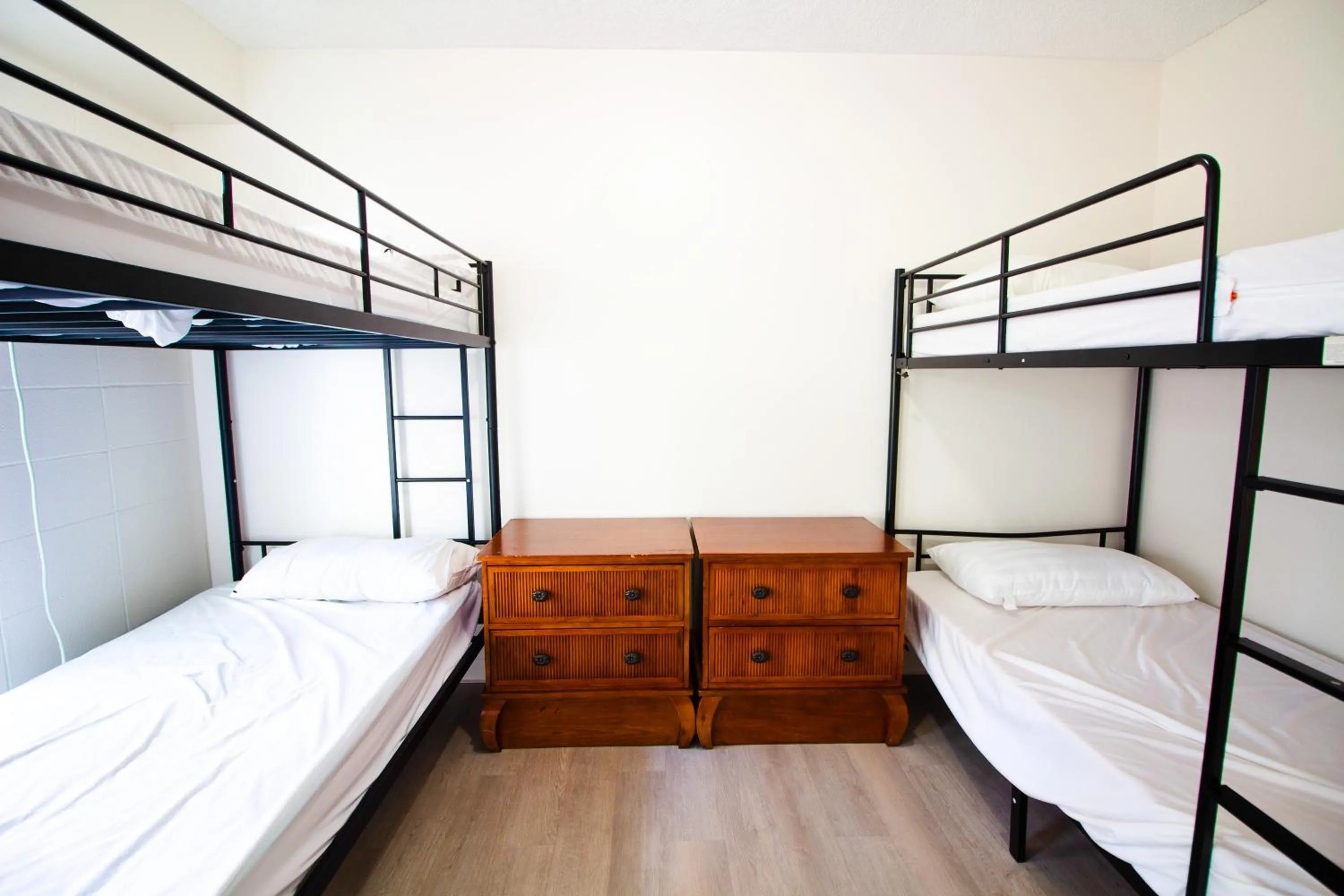 bunk bed, Bed in Waikiki Beachside Hostel