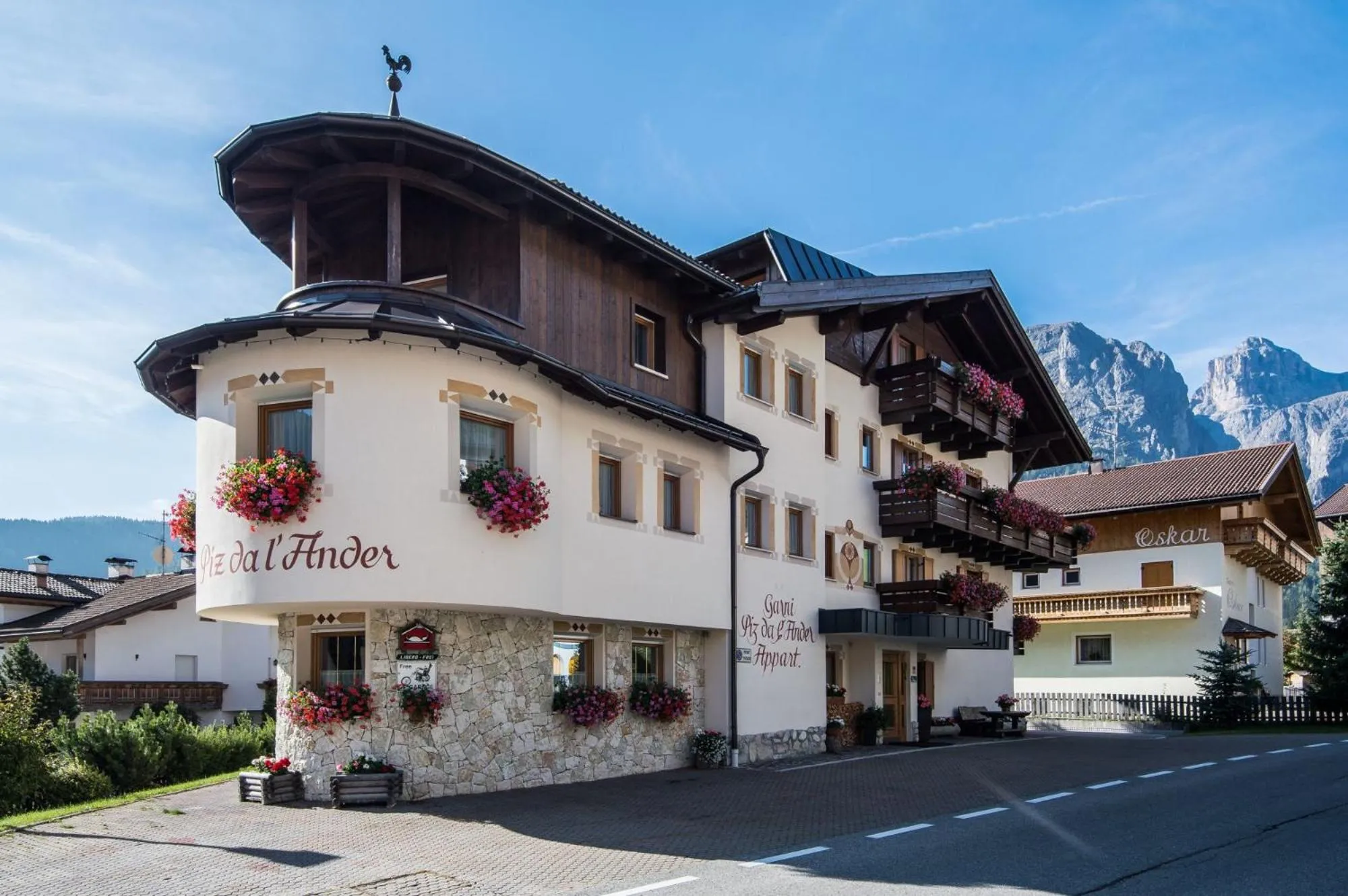 Property building in Garnì Piz da L'Ander