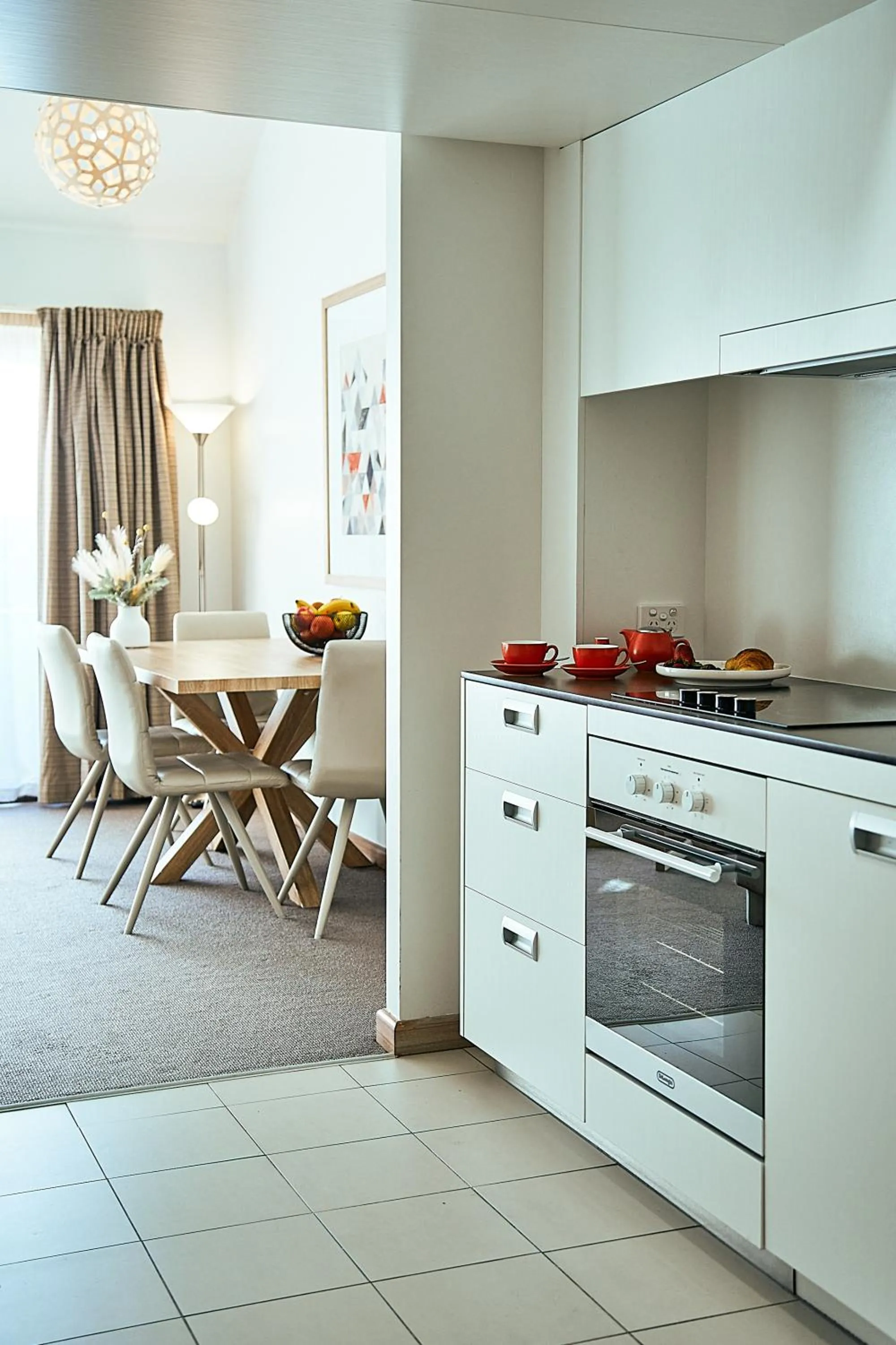Kitchen or kitchenette in Salamanca Inn