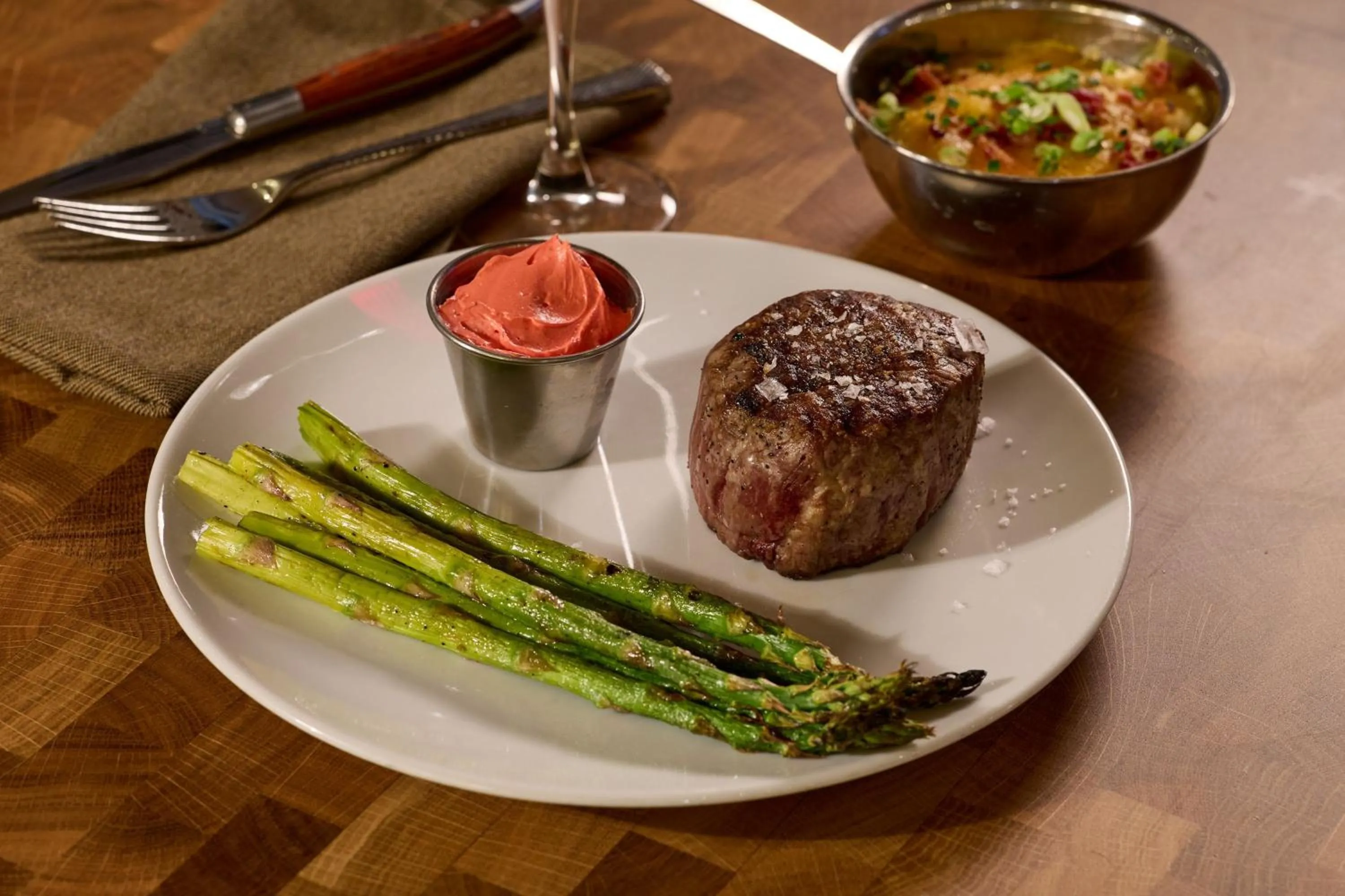 Restaurant/places to eat in Philadelphia Marriott Downtown