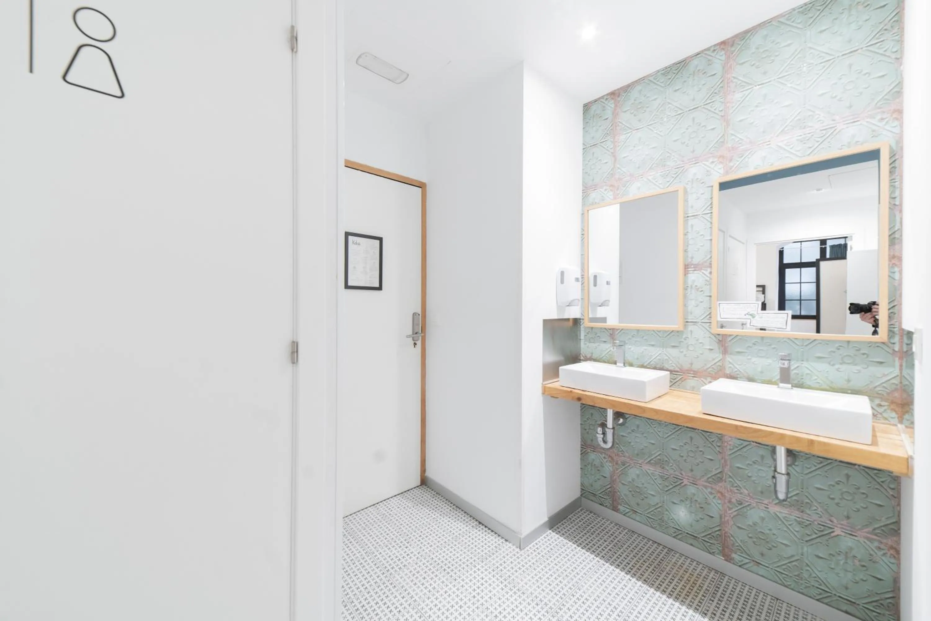 Bathroom in Koba Hostel