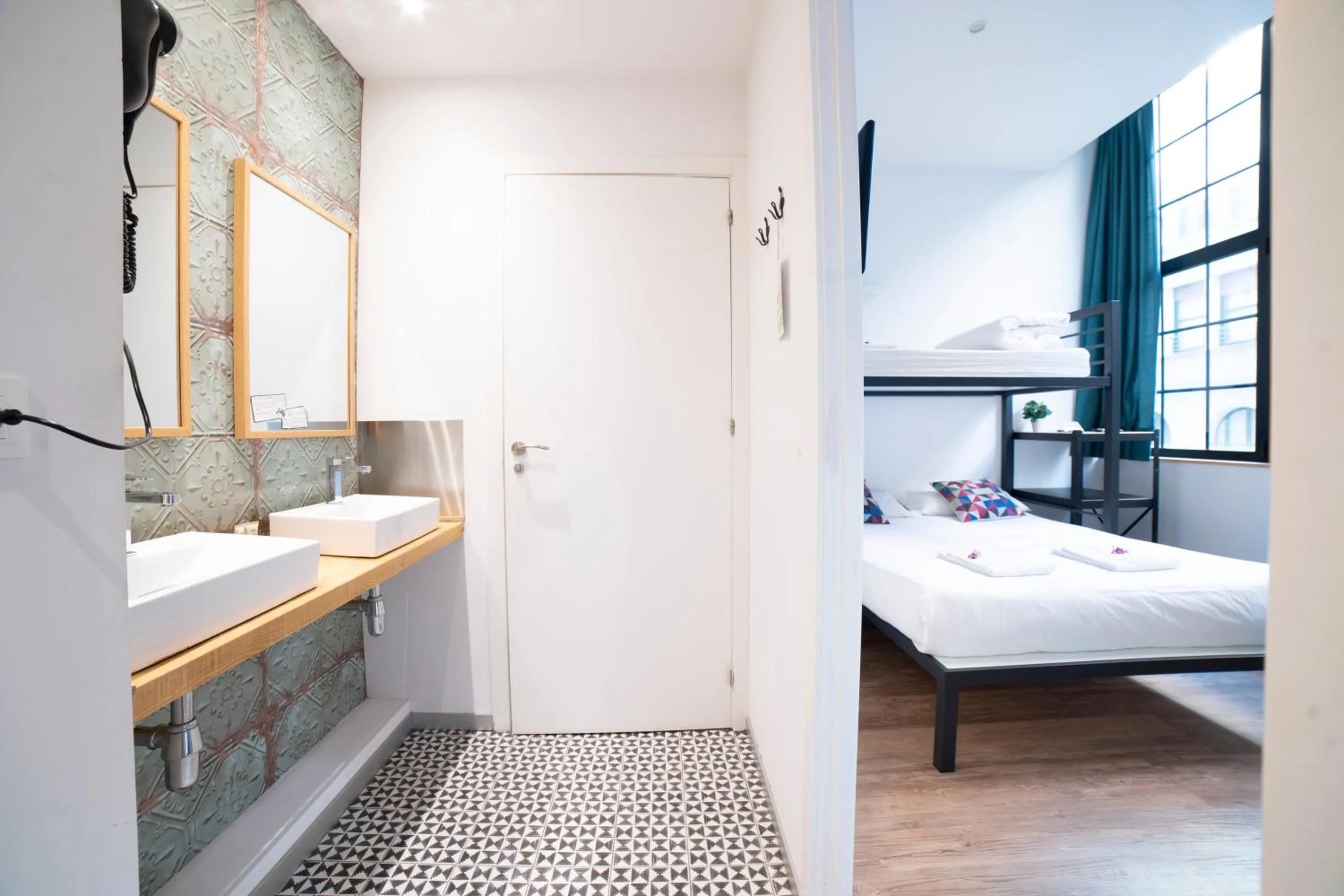 Bathroom, Bed in Koba Hostel