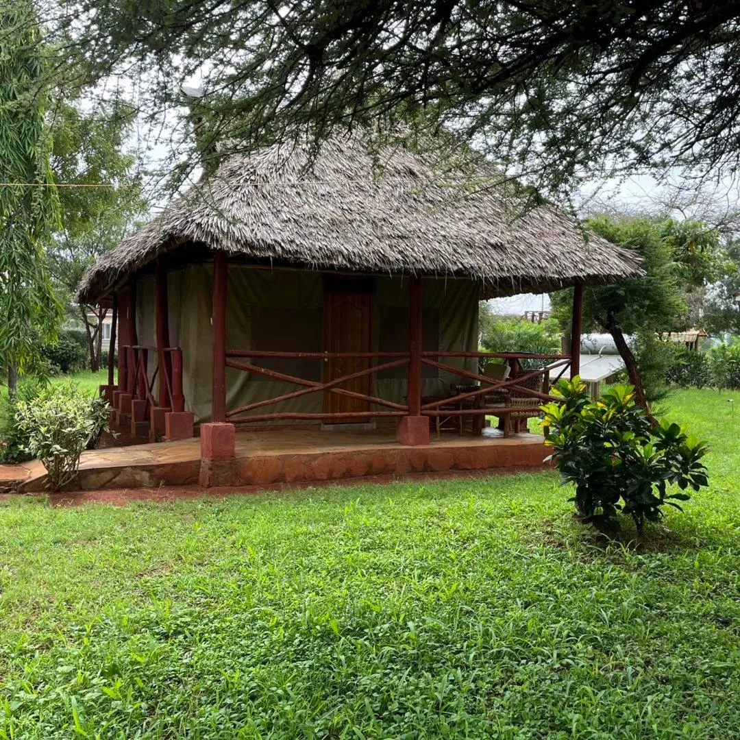 Lake Jipe Eco Lodge
