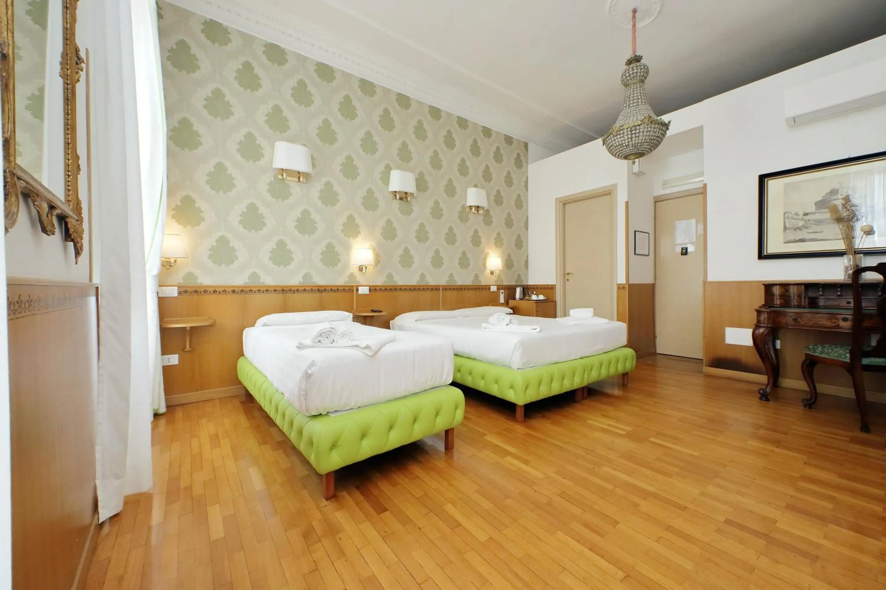 Bed in Sonnino Suite